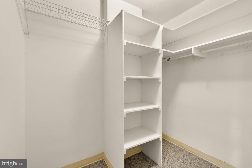 1021 ARLINGTON BOULEVARD Unit: 446