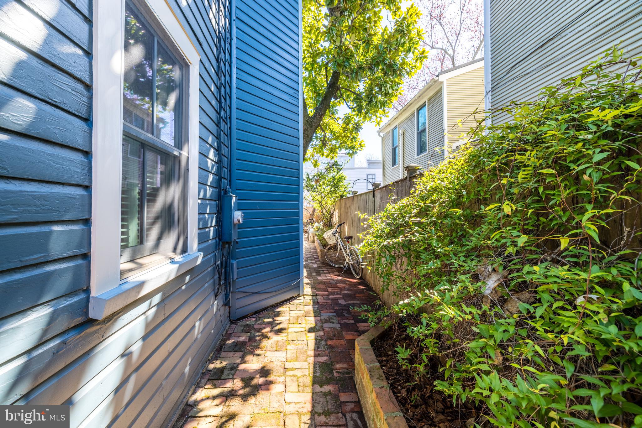 1220 PRINCE STREET