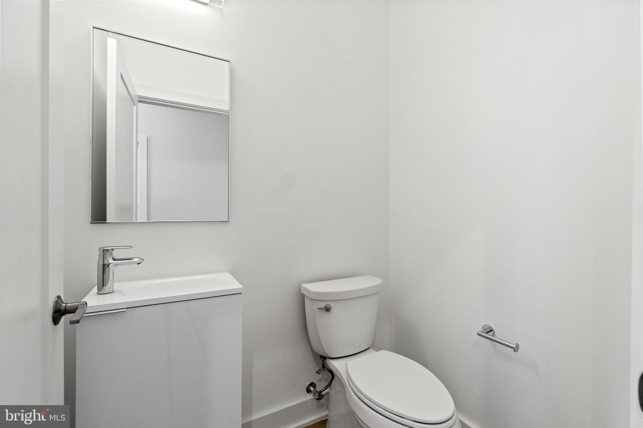 737 SWANN AVENUE Unit: 610