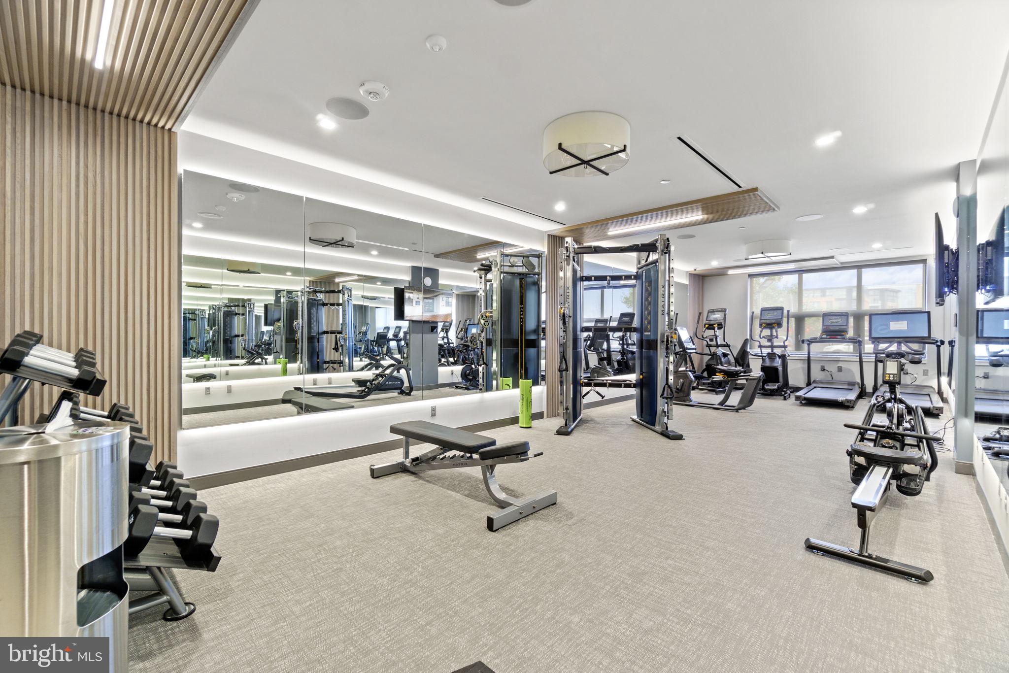 737 SWANN AVENUE Unit: 610