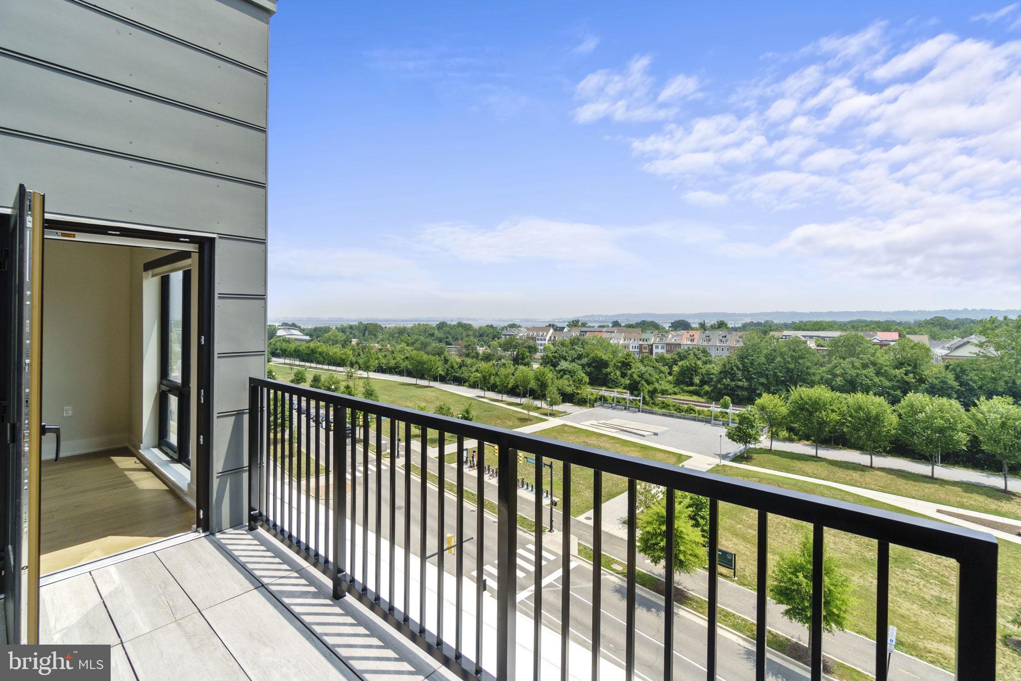 737 SWANN AVENUE Unit: 610