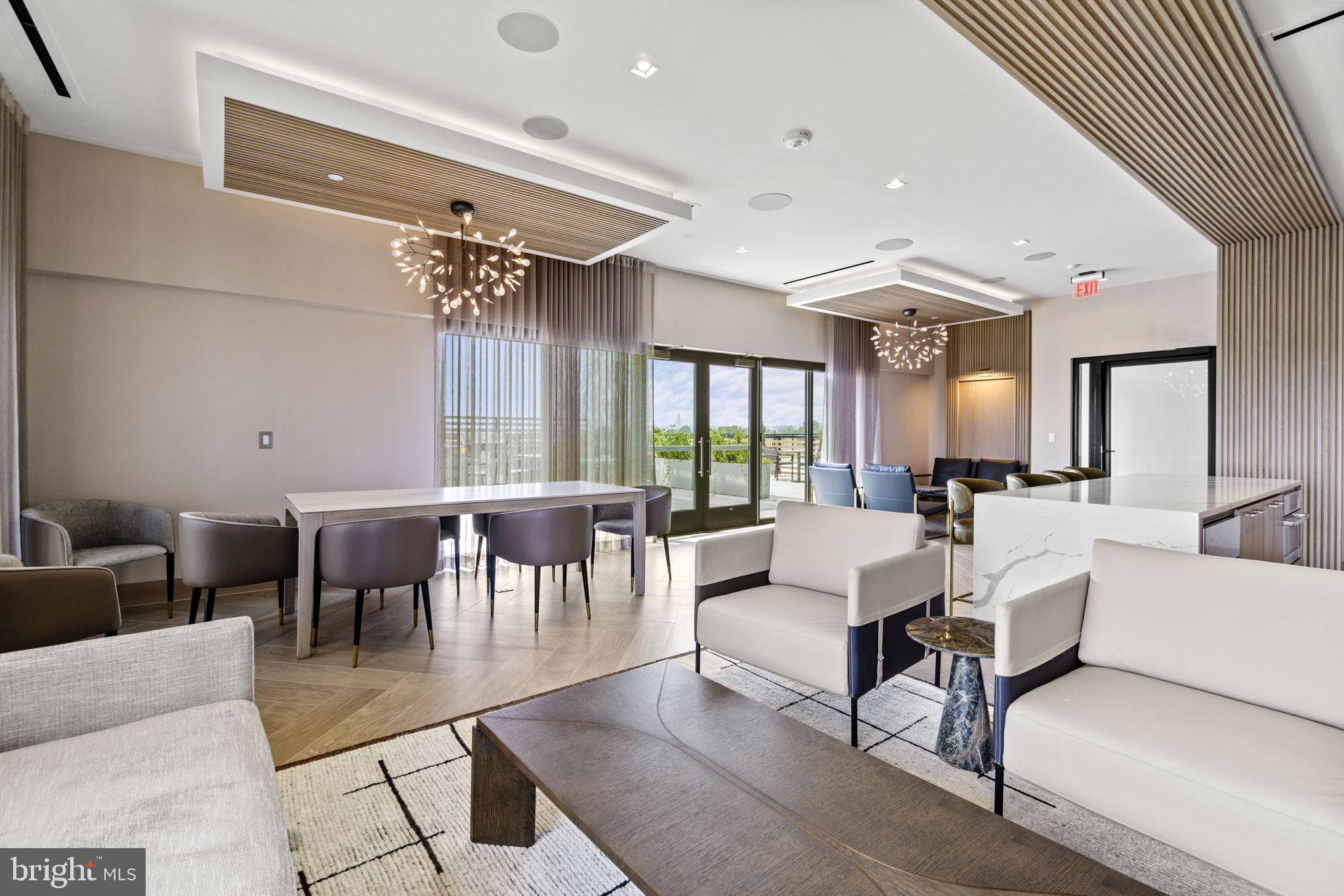 737 SWANN AVENUE Unit: 610