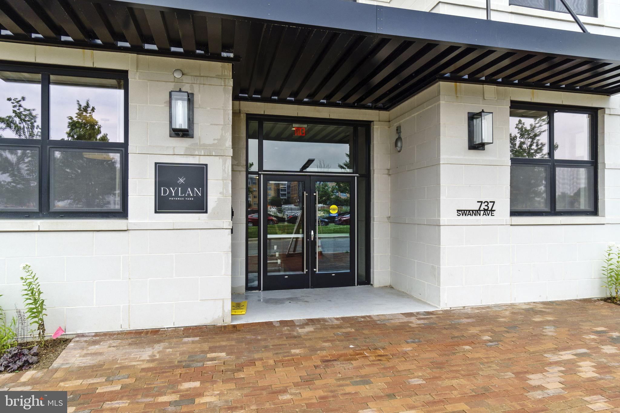 737 SWANN AVENUE Unit: 610