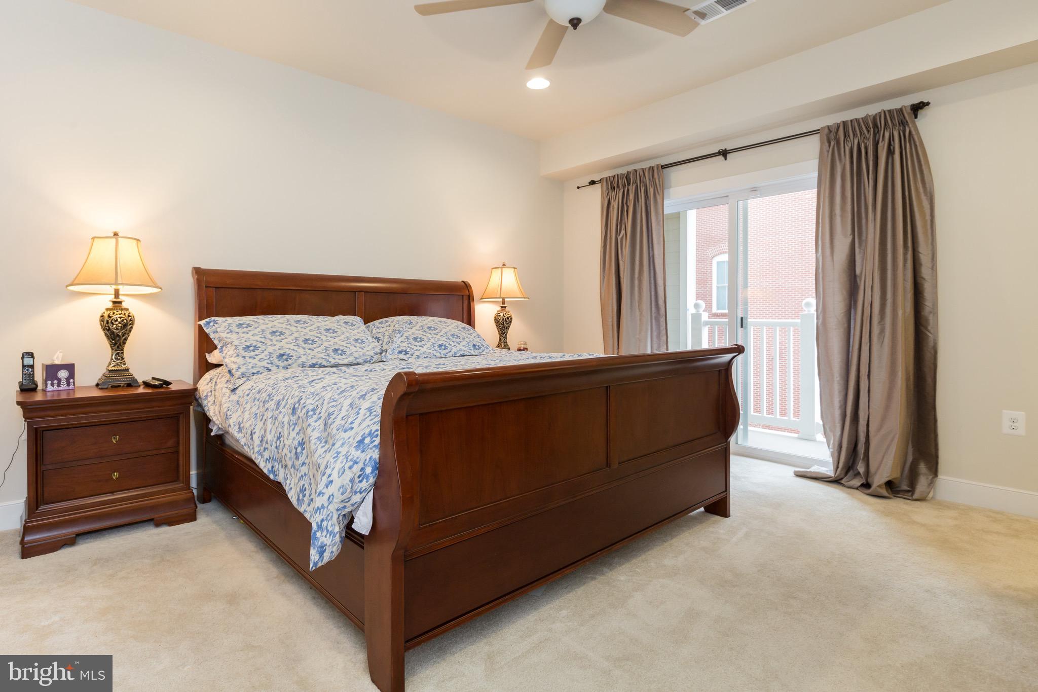 621 McKenzie AVENUE Unit: 101