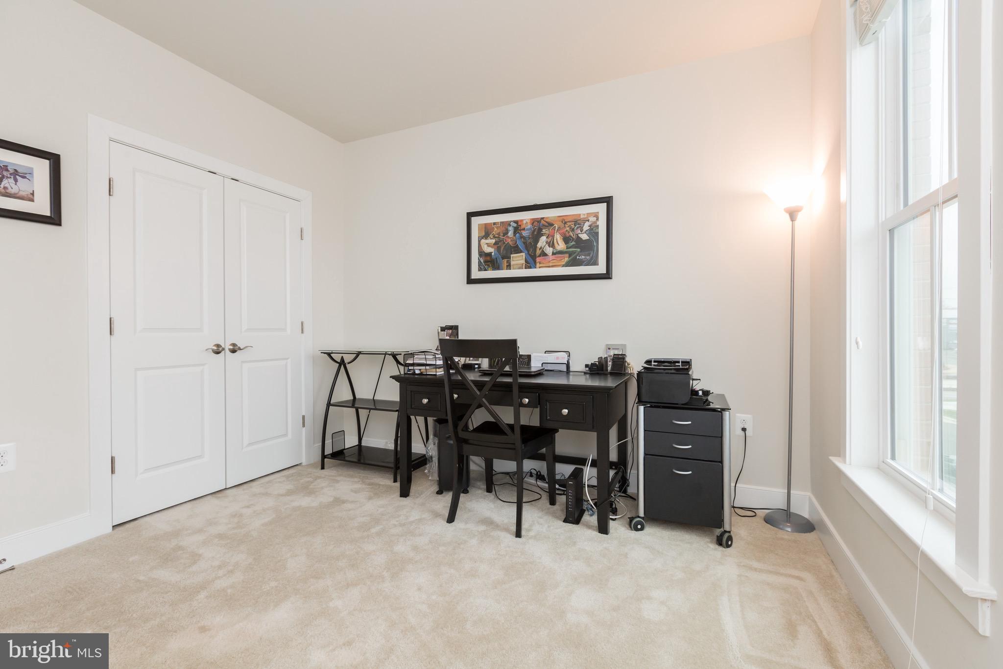 621 McKenzie AVENUE Unit: 101