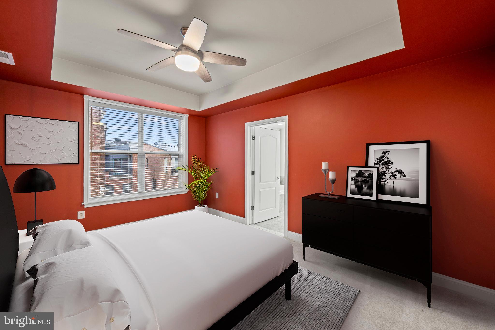 320 S West STREET Unit: 301