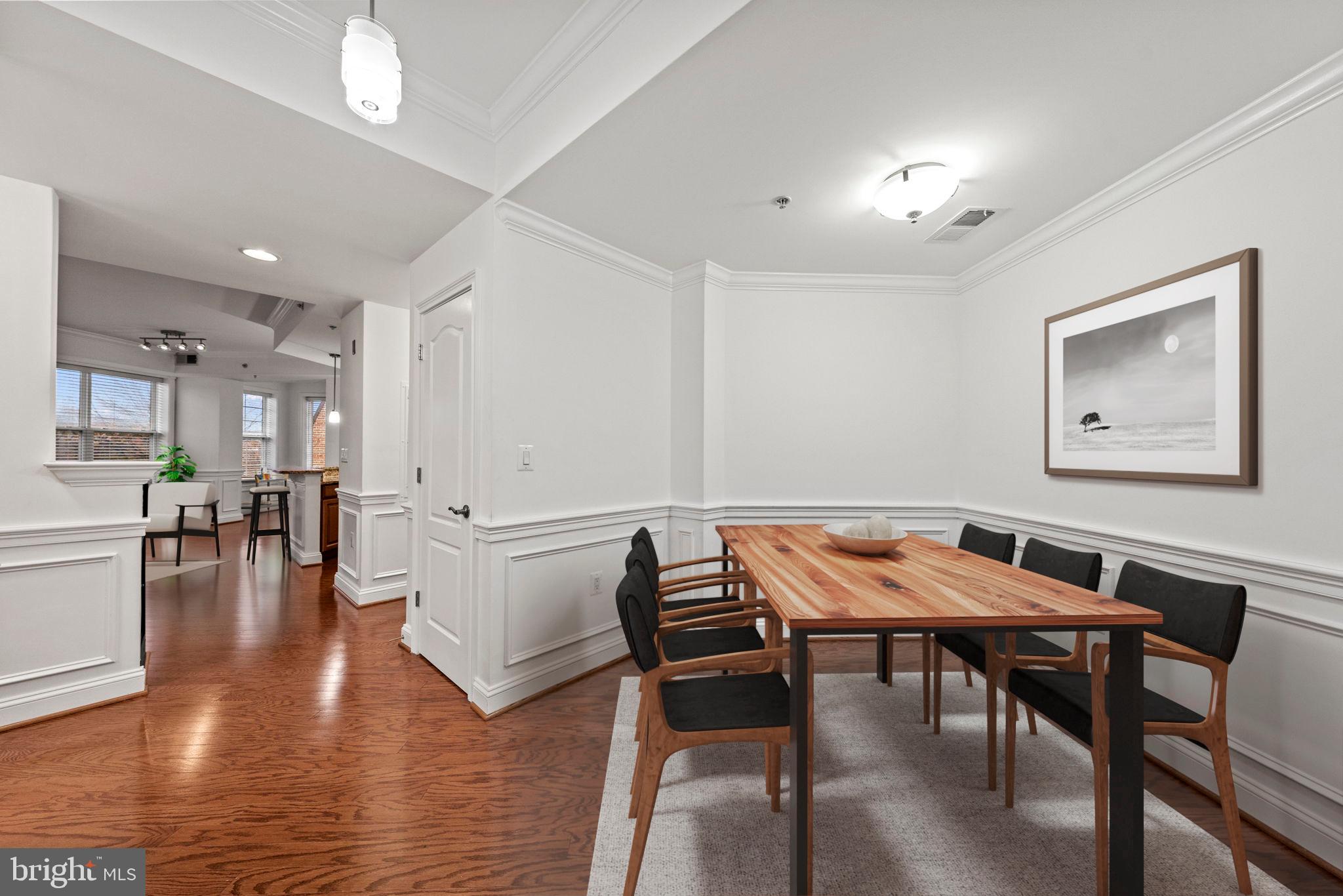 320 S West STREET Unit: 301