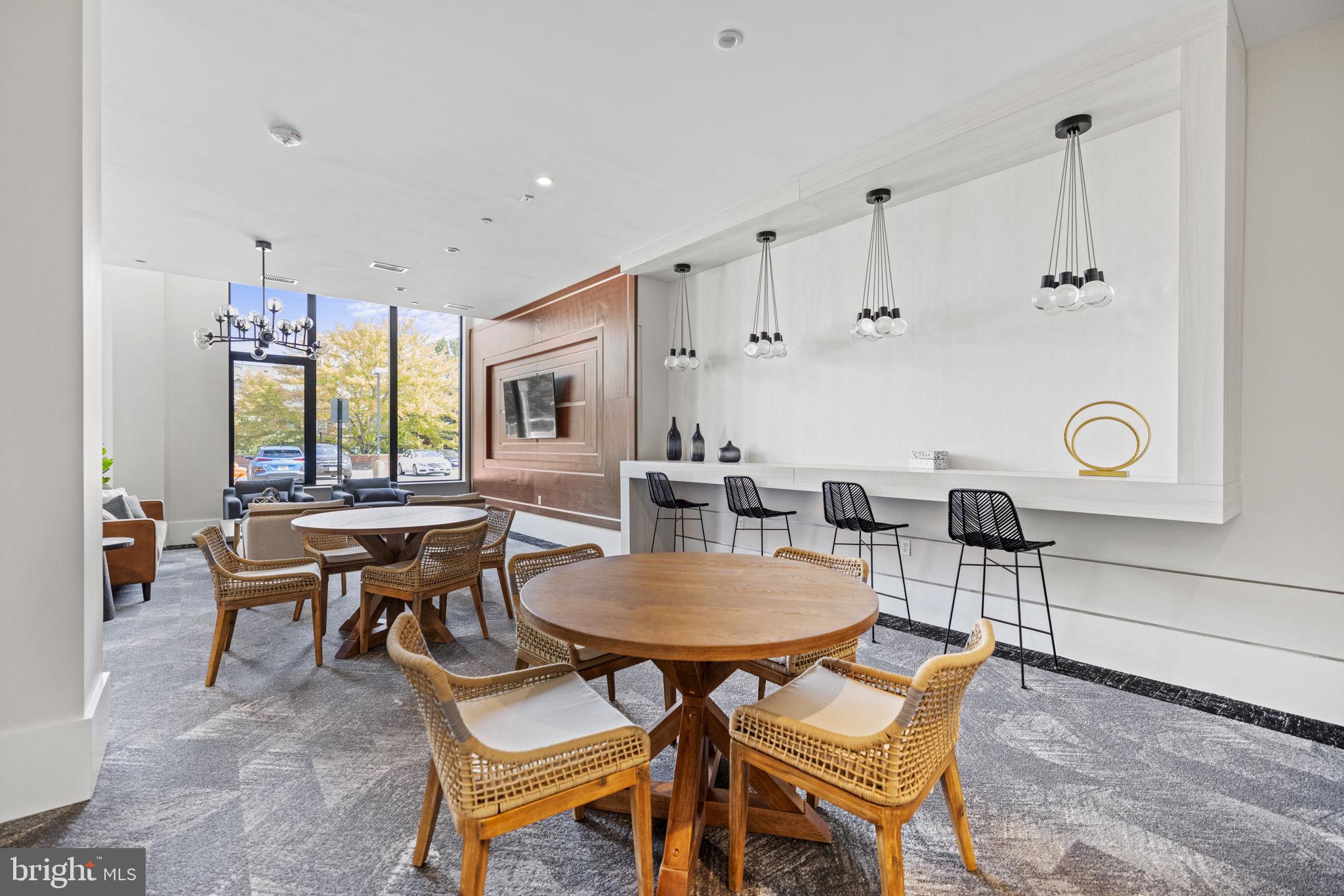 801 N Fairfax STREET Unit: 313