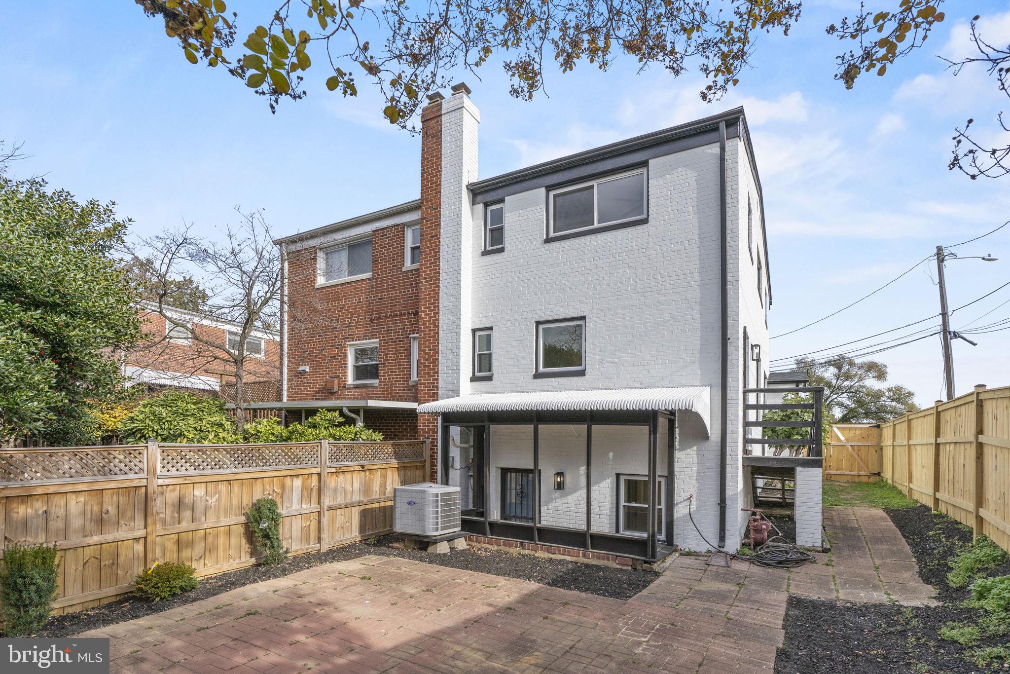 10 E Taylor Run PARKWAY