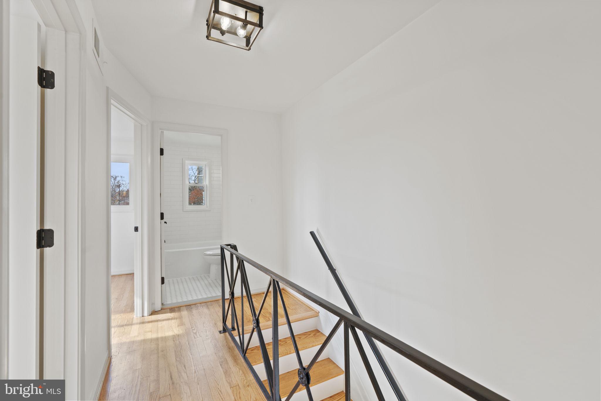 10 E Taylor Run PARKWAY