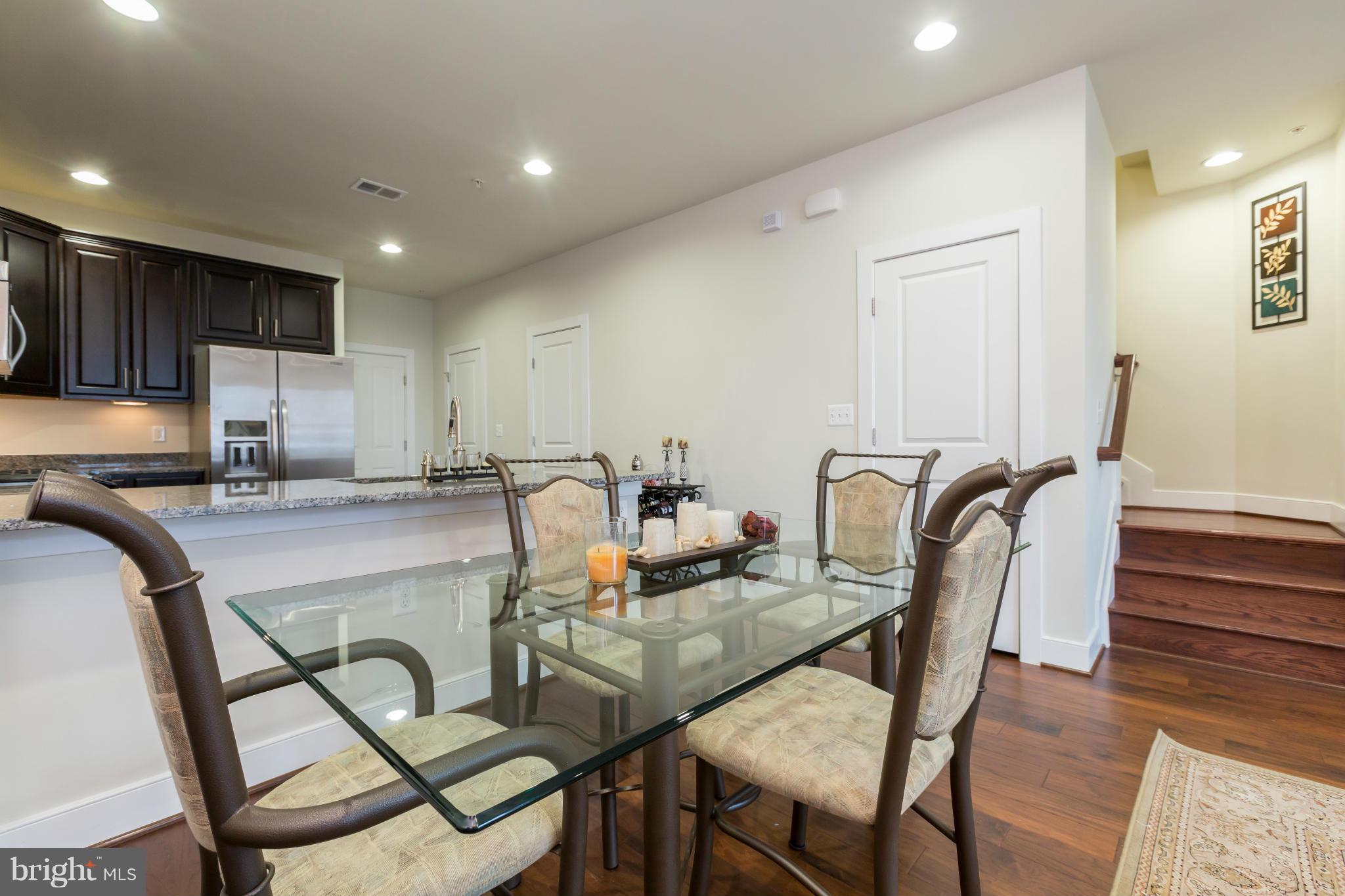 621 MCKENZIE AVENUE 101