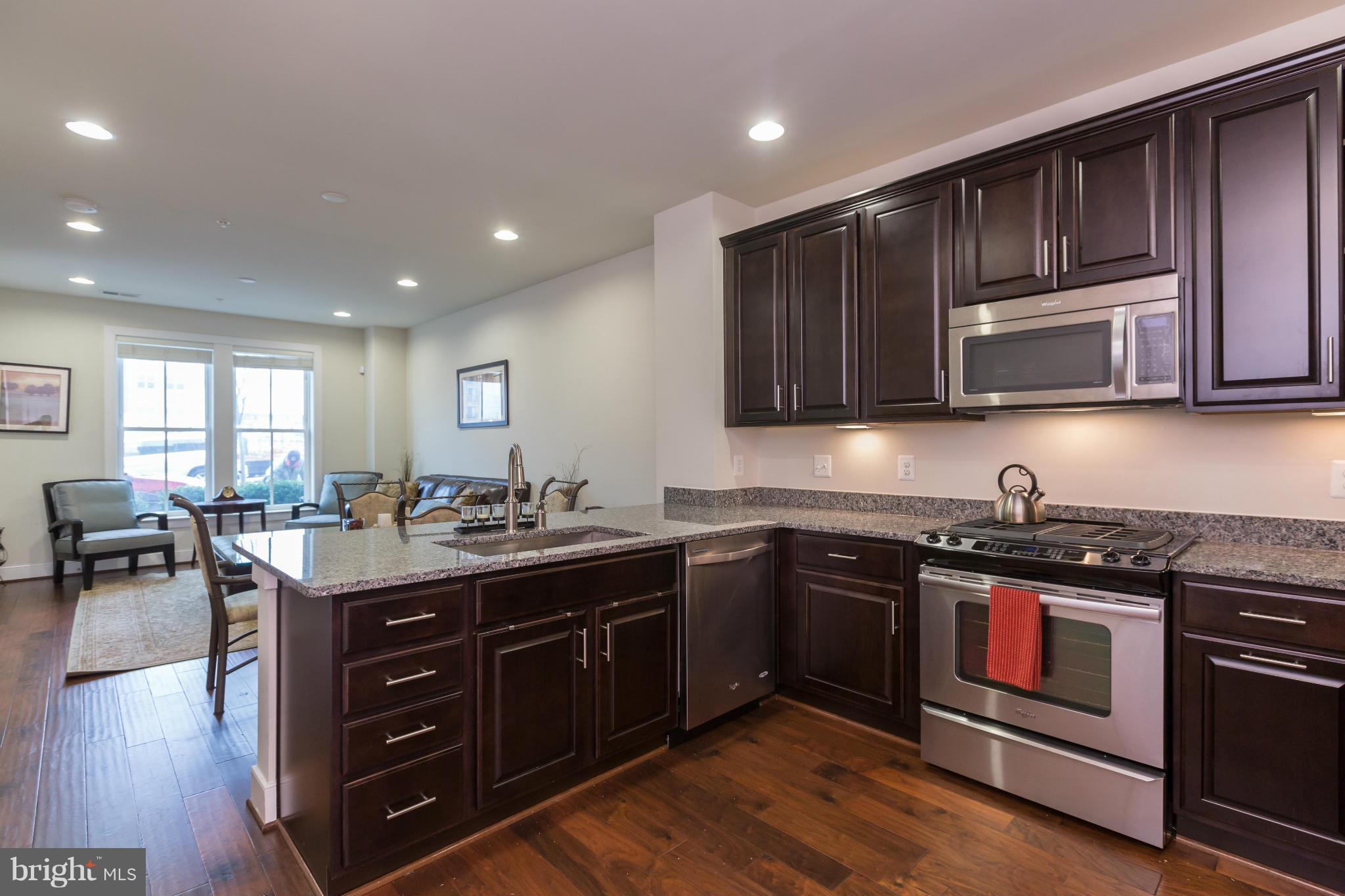 621 MCKENZIE AVENUE 101
