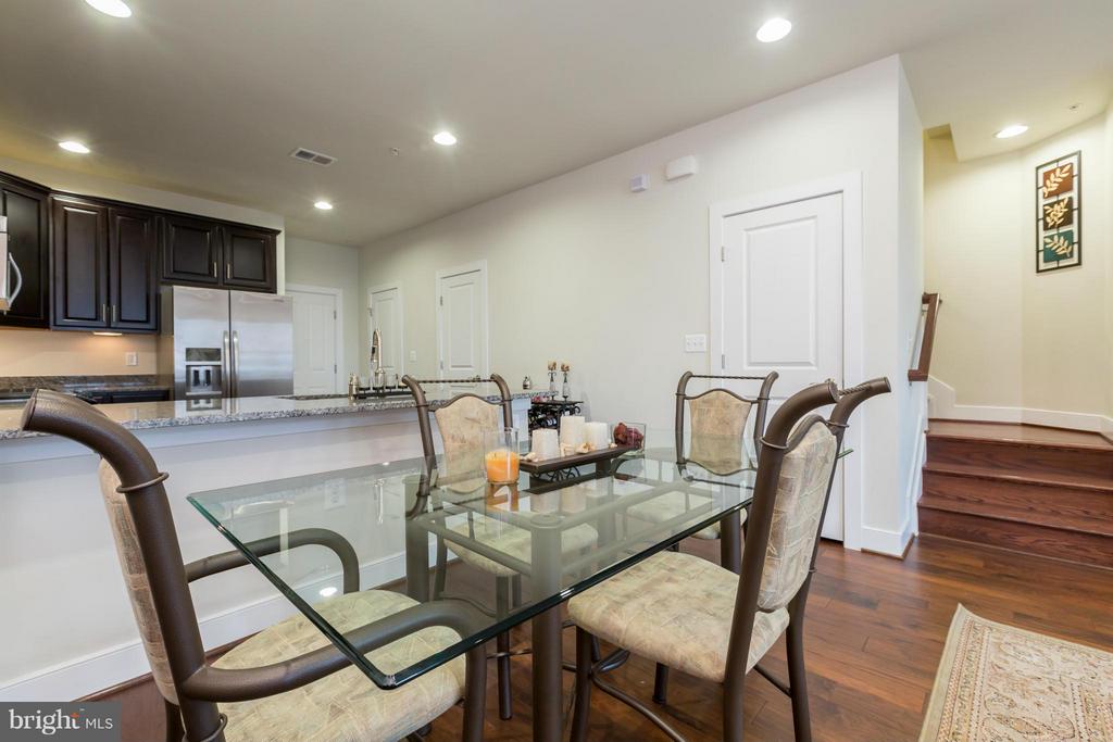 621 MCKENZIE AVENUE 101