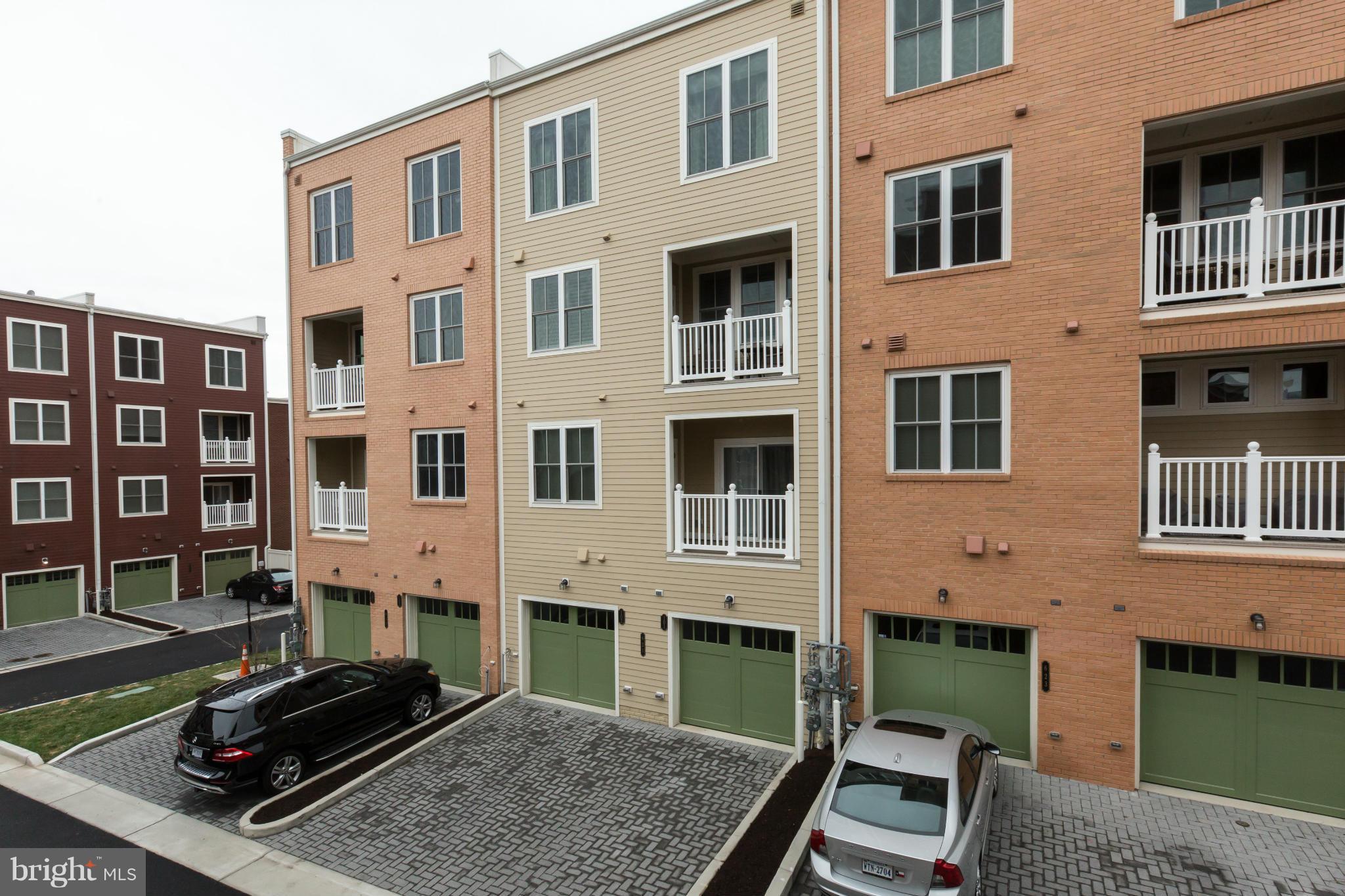 621 MCKENZIE AVENUE 101