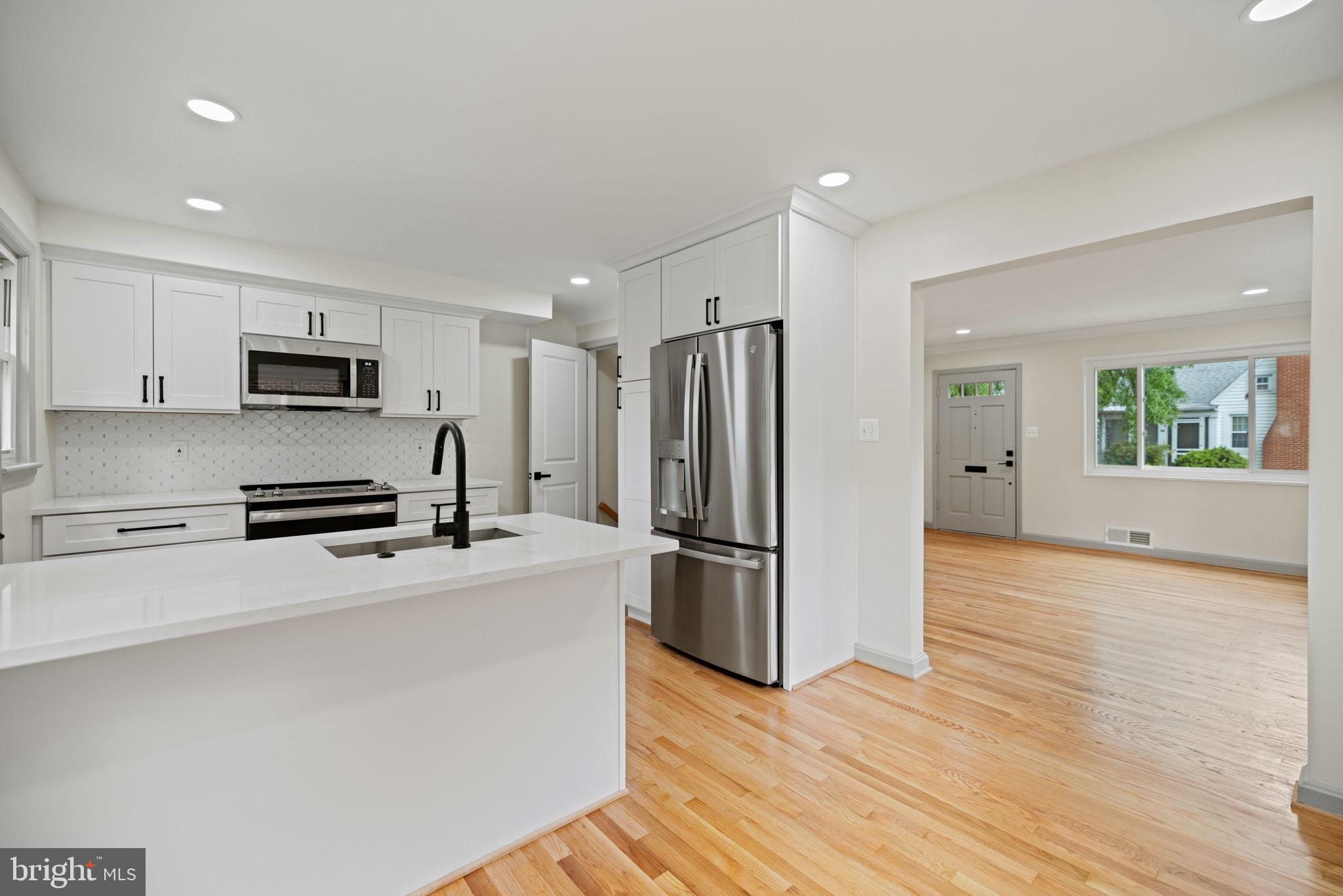 15 E WINDSOR AVENUE A