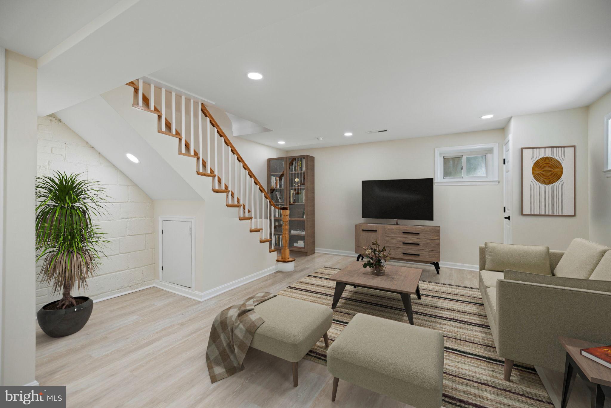 15 E WINDSOR AVENUE A