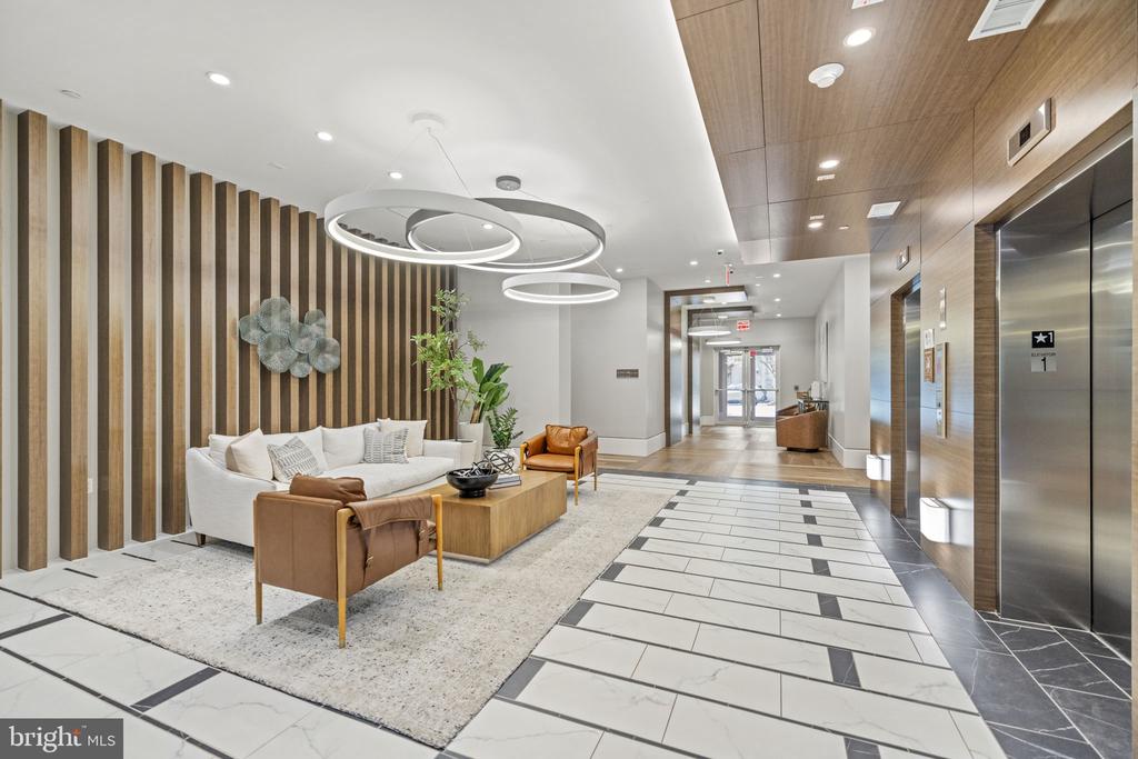 801 N FAIRFAX STREET 313