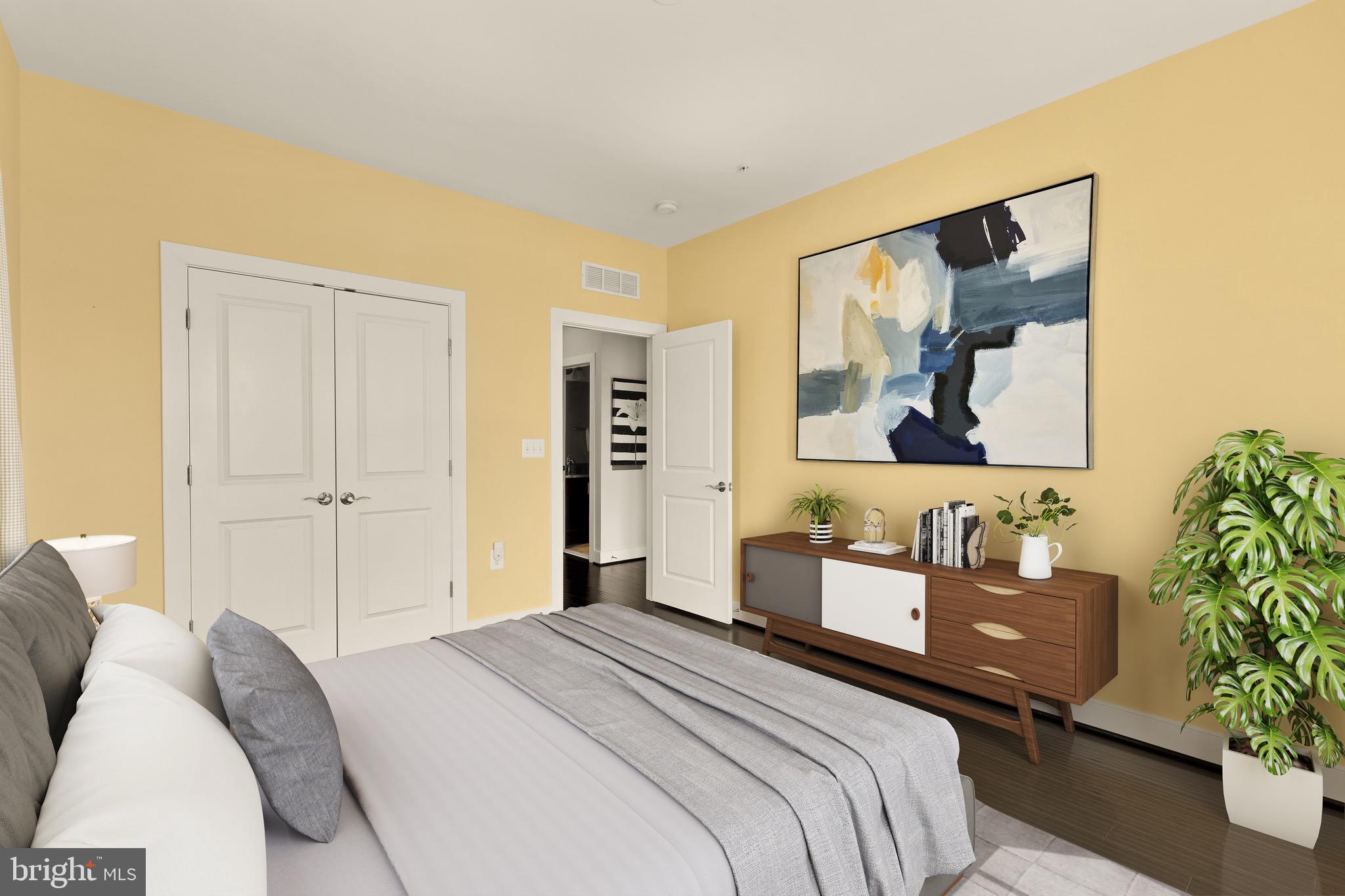 619 MCKENZIE AVENUE 102