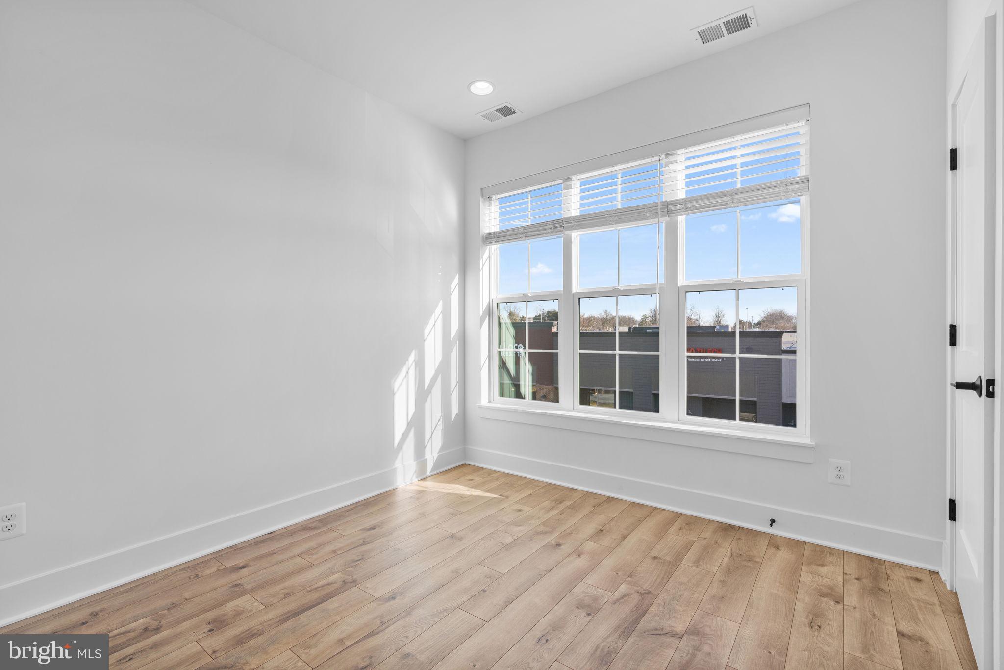 3104 Camber PLACE