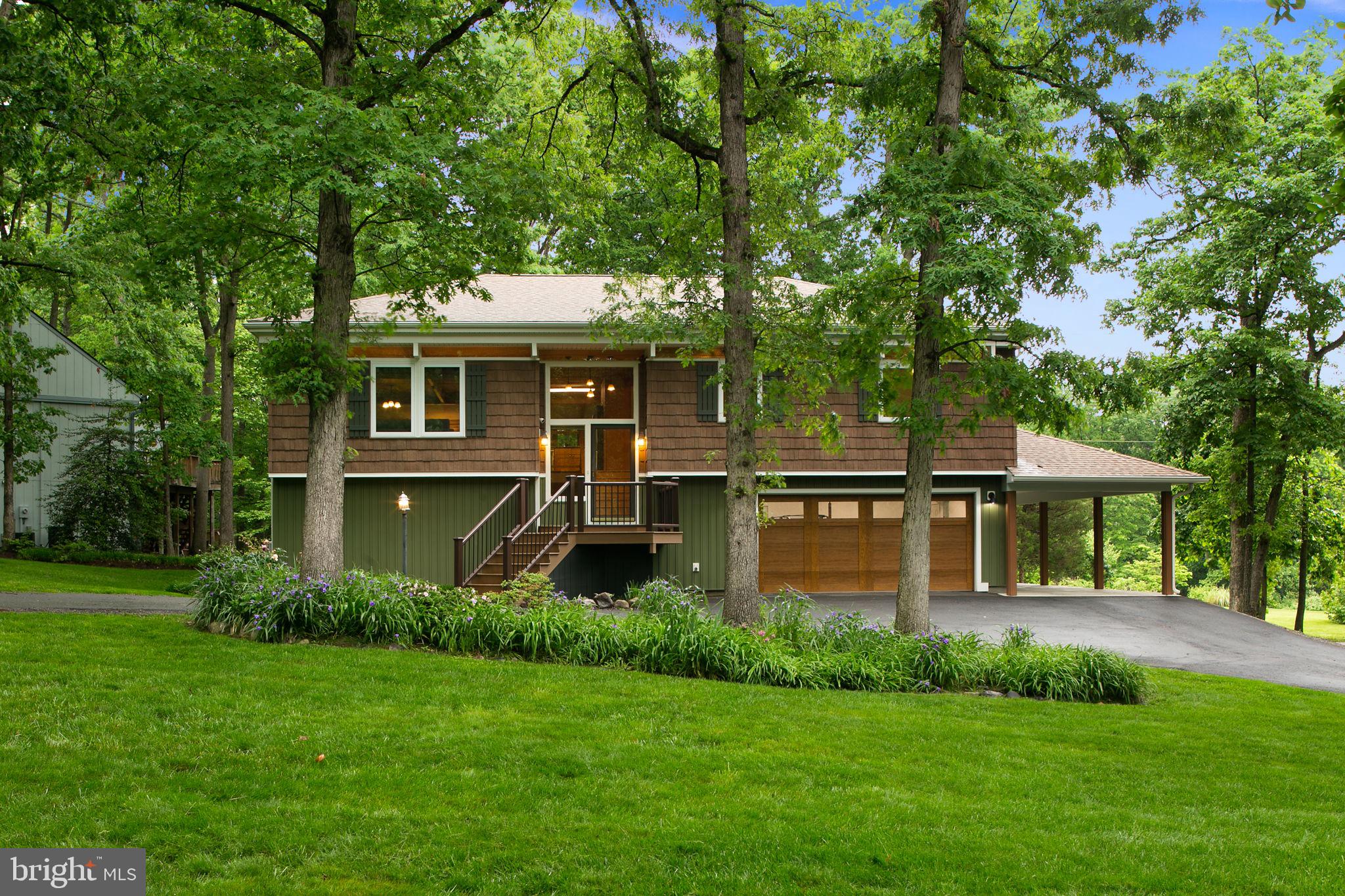5837 Boothe Dr