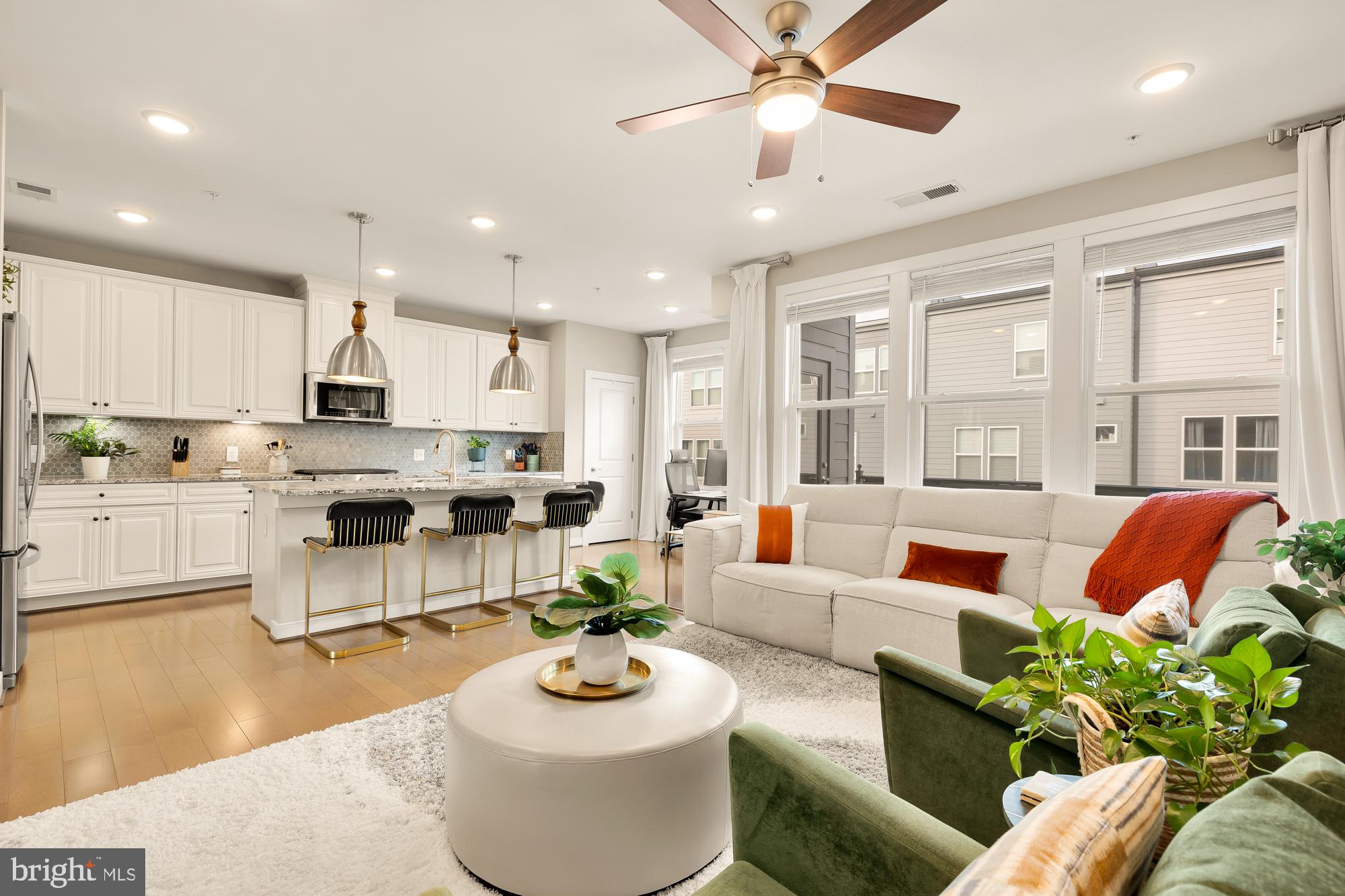 13430 Arrowbrook Centre Dr #5