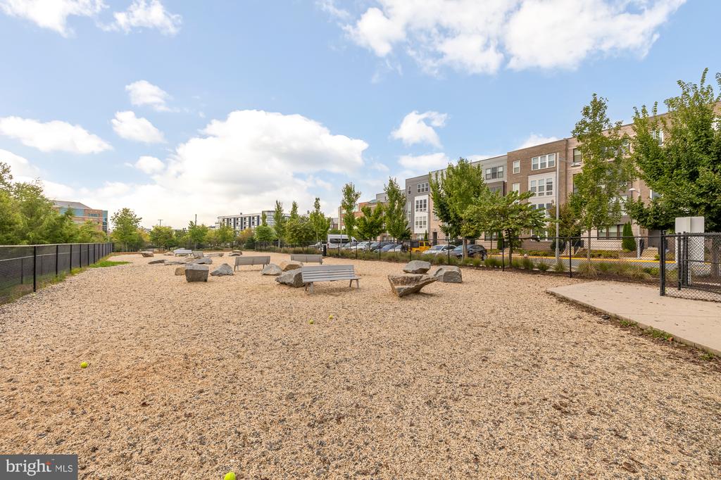13430 Arrowbrook Centre Dr #5