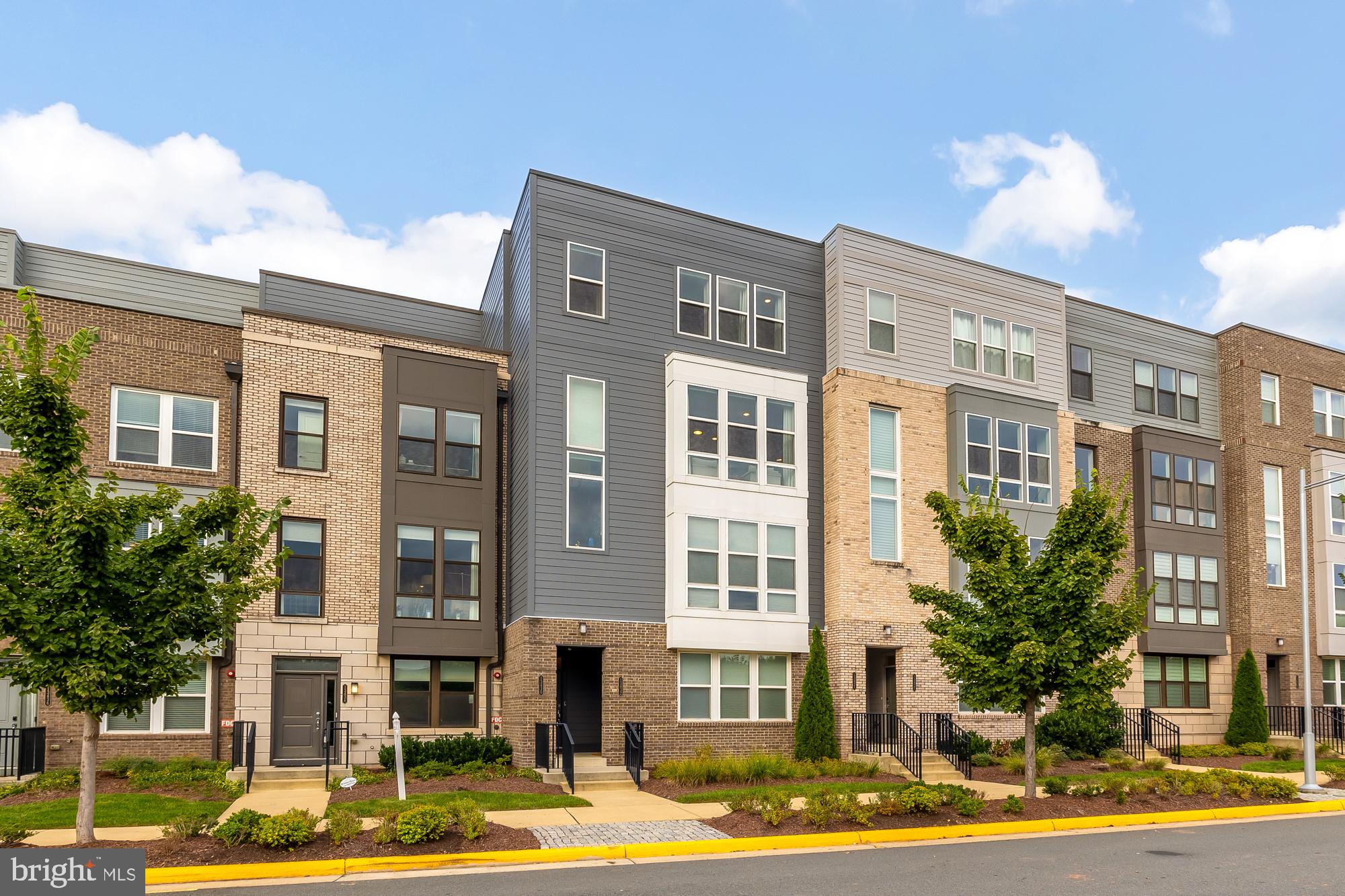 13430 Arrowbrook Centre Dr #5