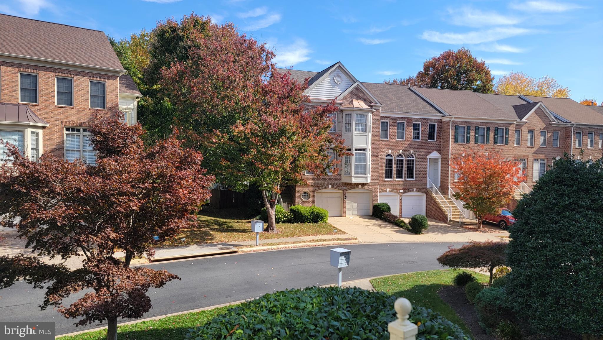 9561 Lagersfield Cir