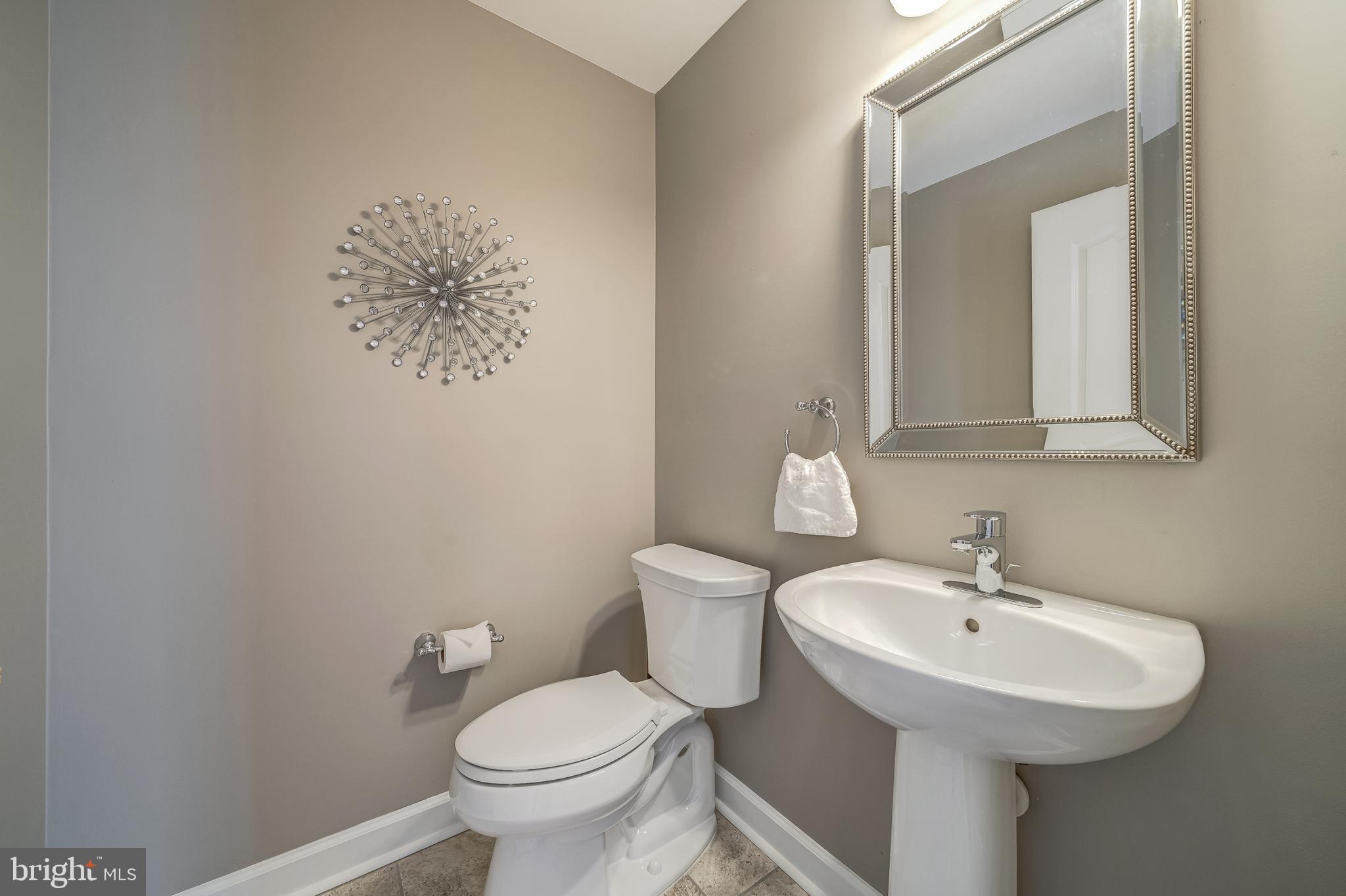 9561 Lagersfield Cir