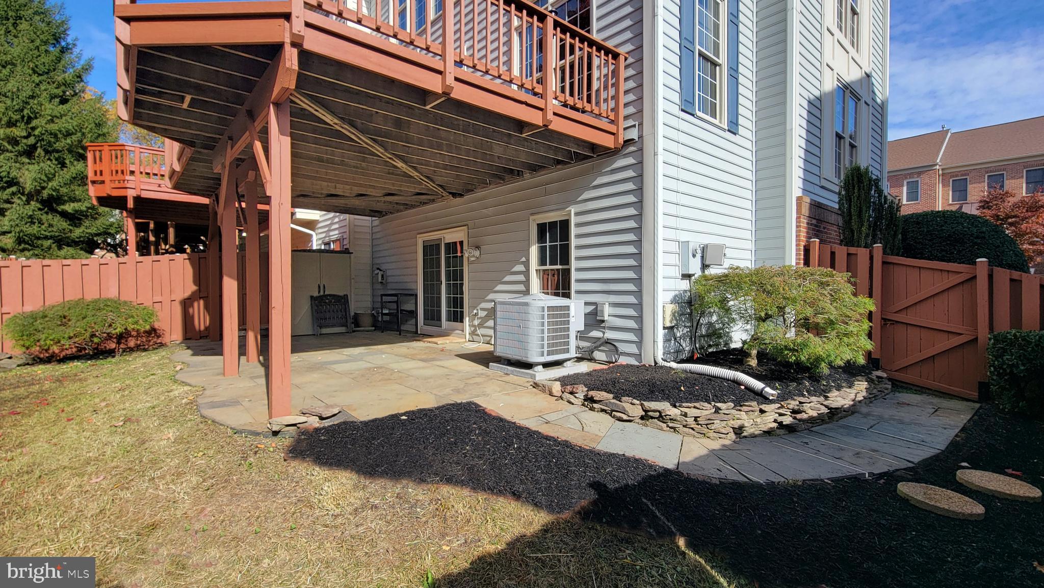 9561 Lagersfield Cir