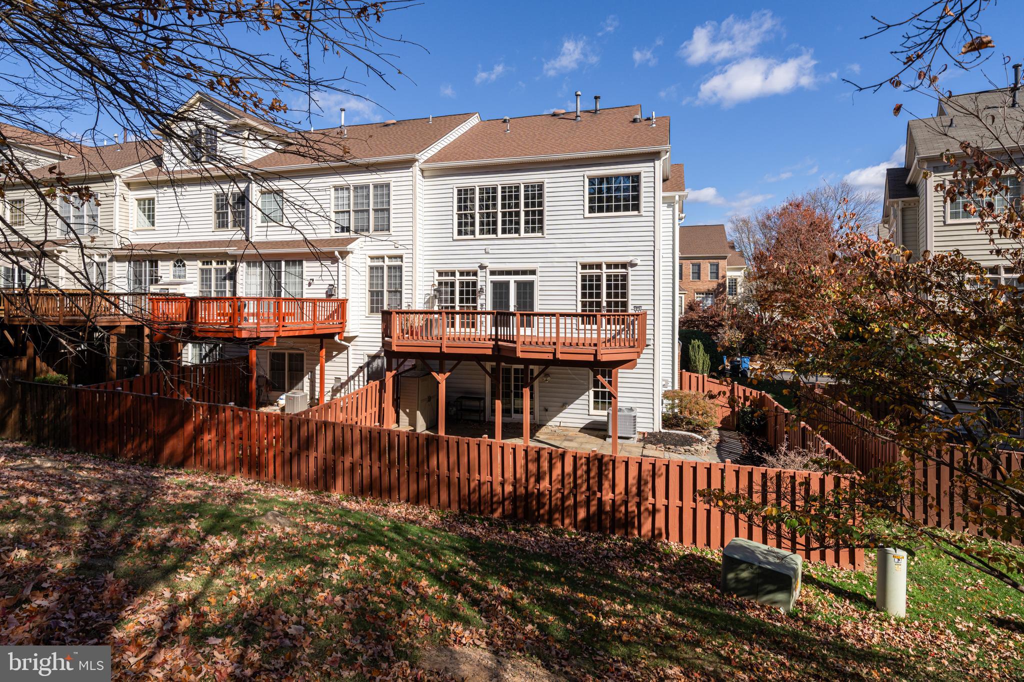 9561 Lagersfield Cir