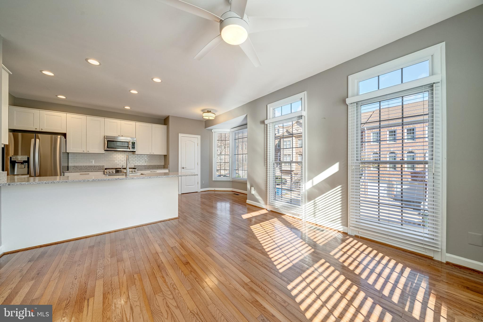9561 Lagersfield Cir