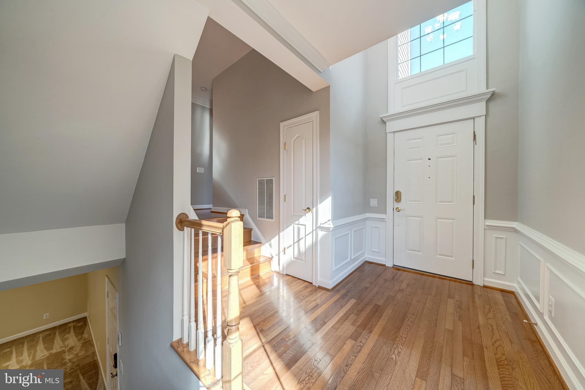 9561 Lagersfield Cir