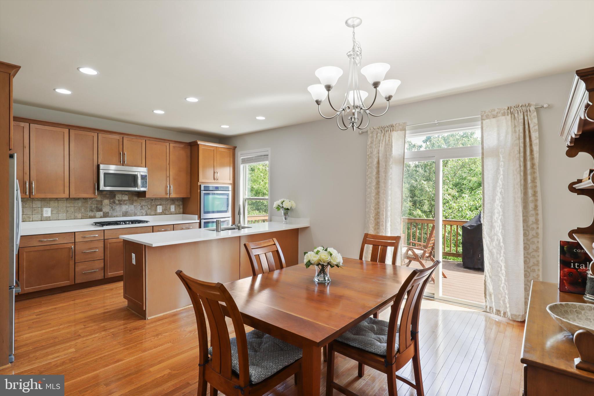 6253 Casdin Dr