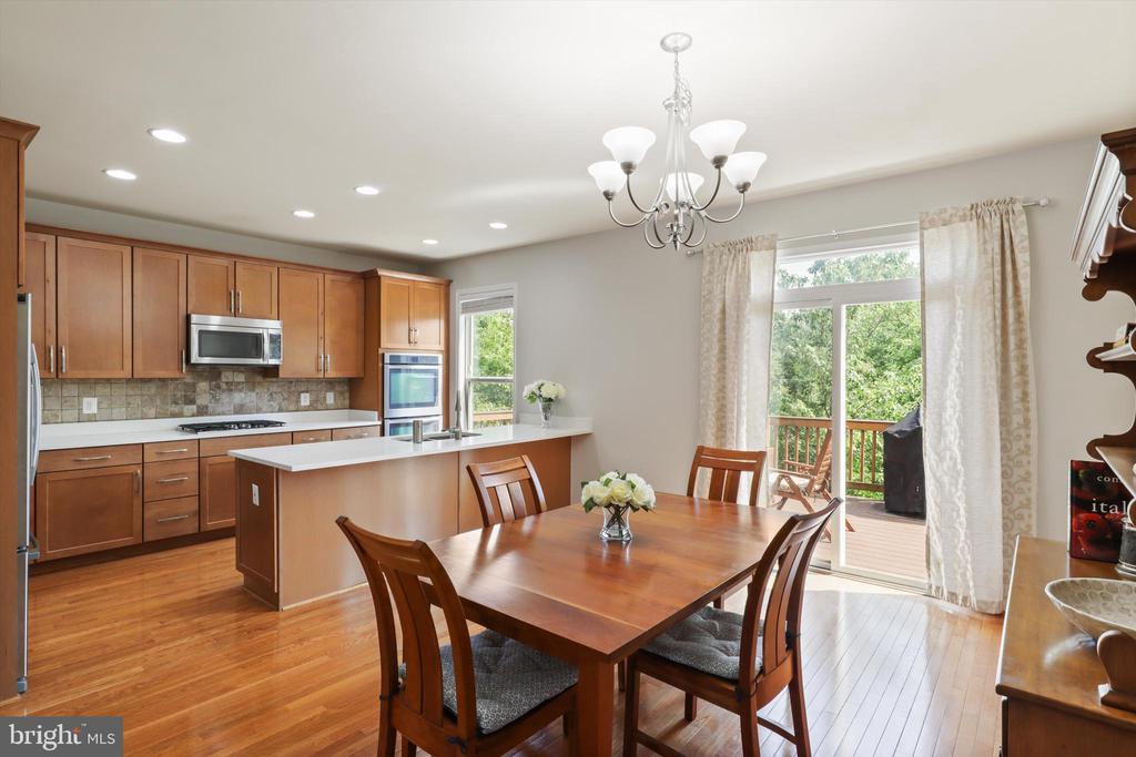 6253 Casdin Dr