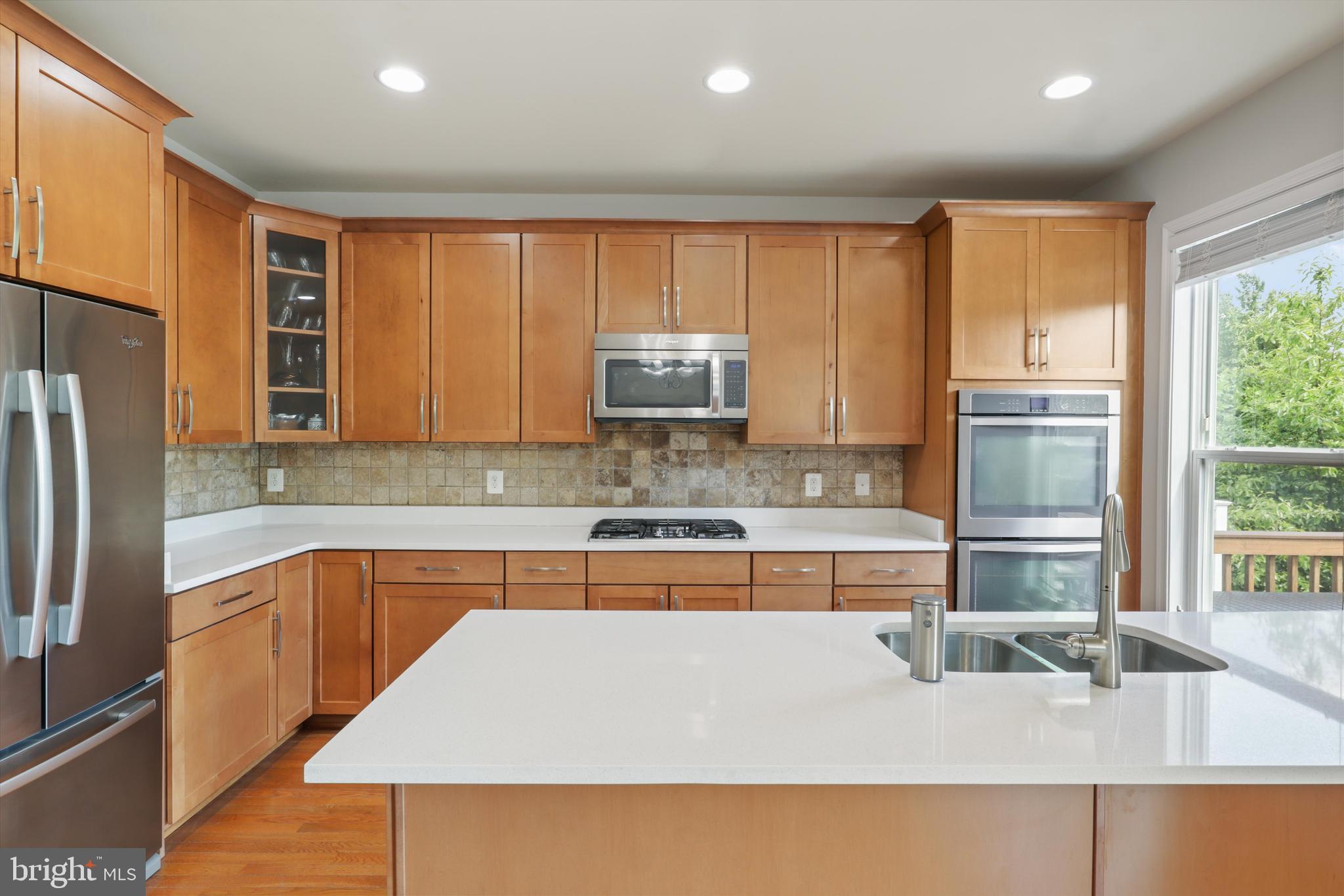 6253 Casdin Dr