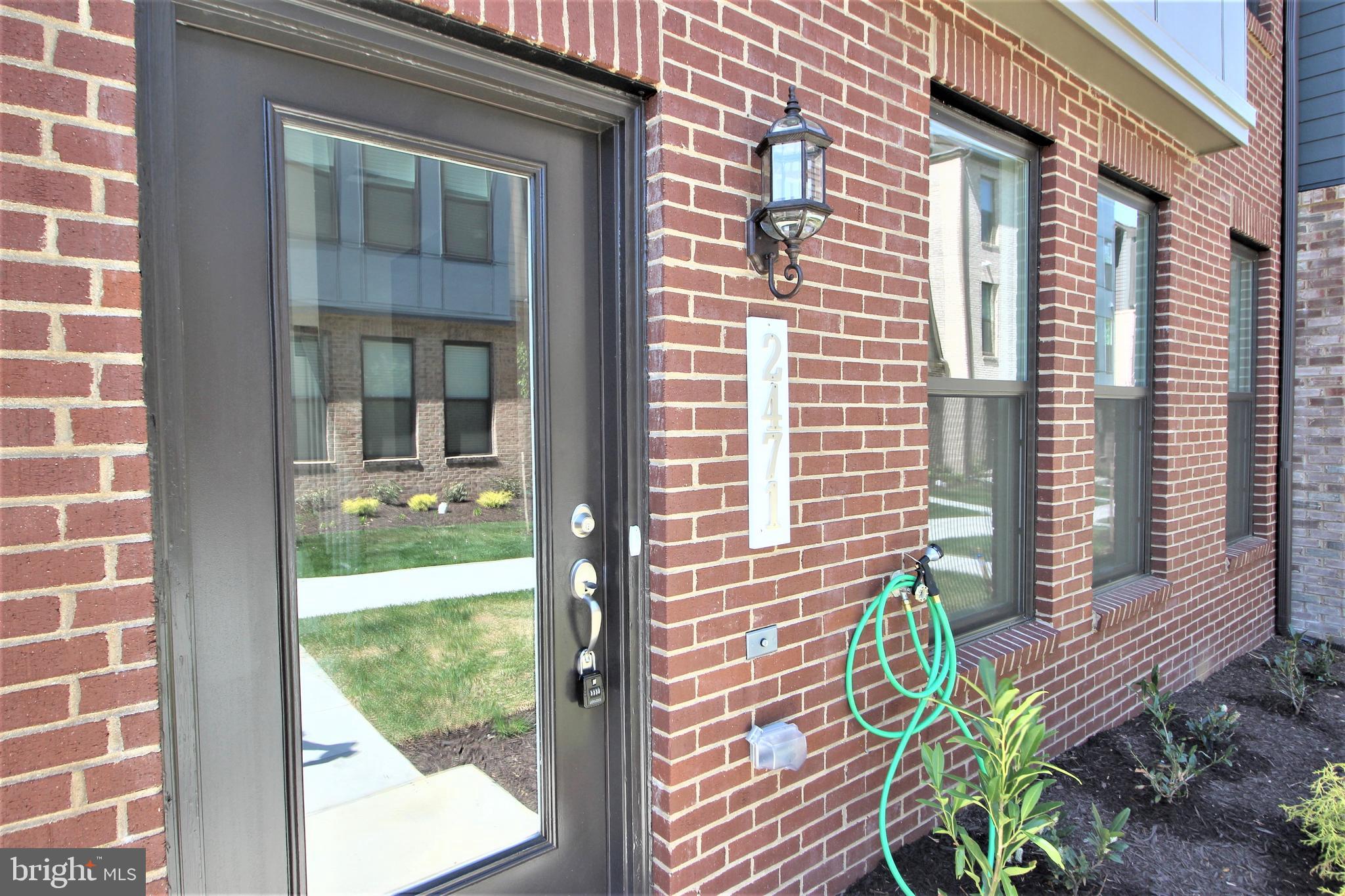 2471 LIBERTY LOOP
