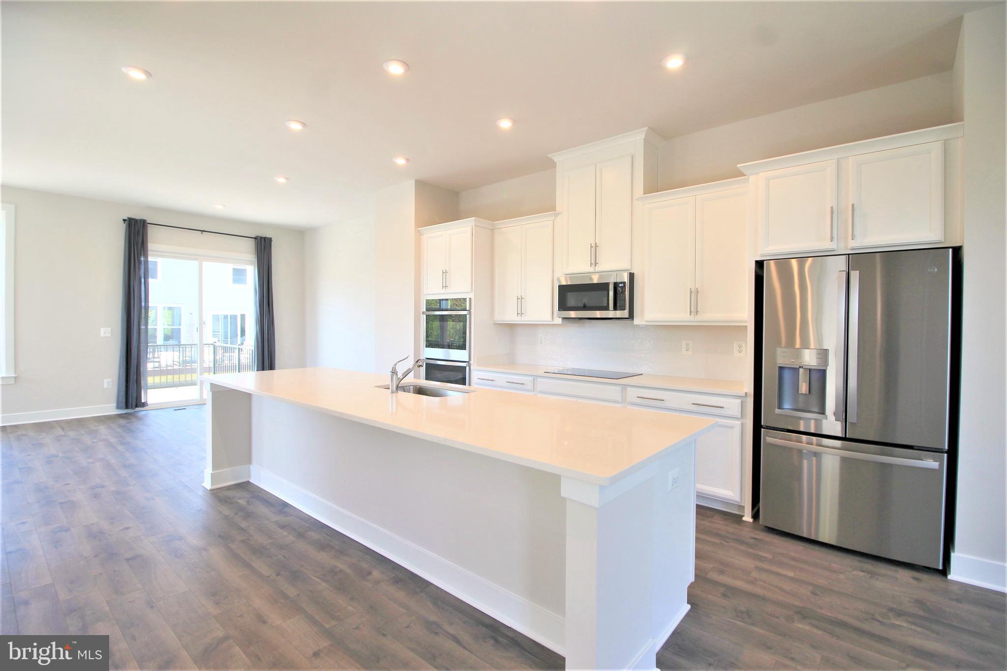 2471 LIBERTY LOOP