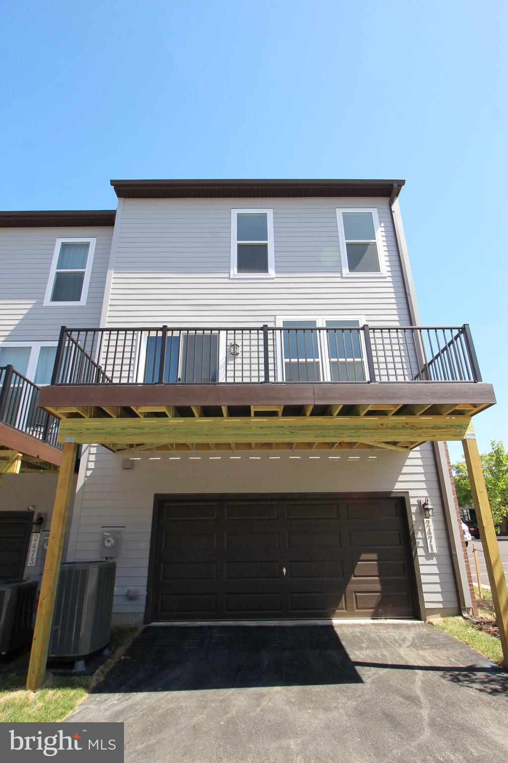2471 LIBERTY LOOP