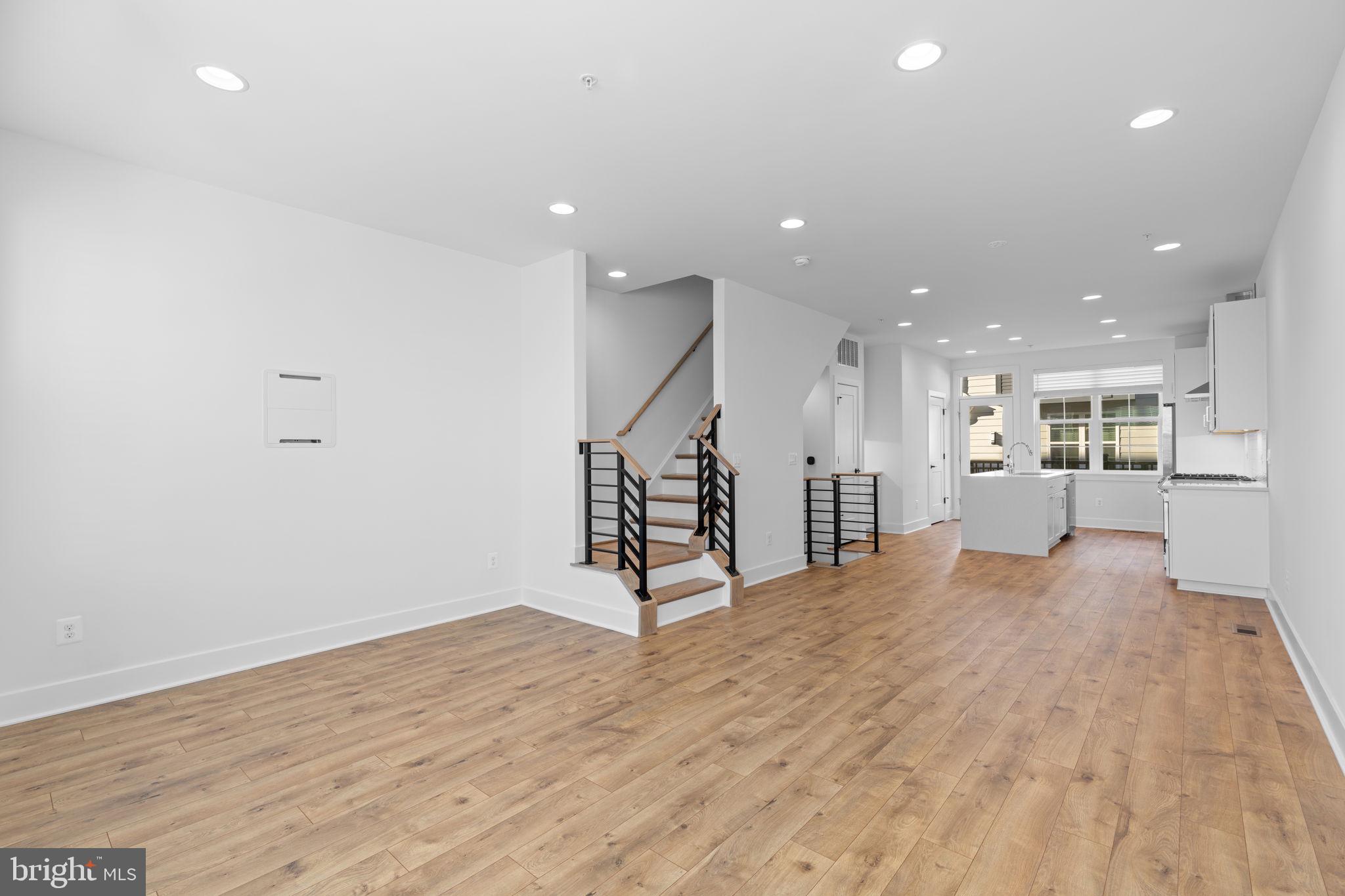 3104 CAMBER PL