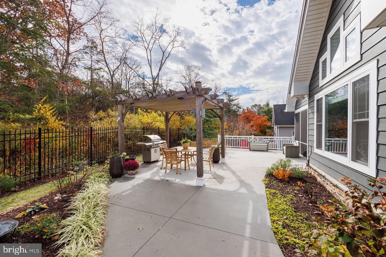 1031 James Place