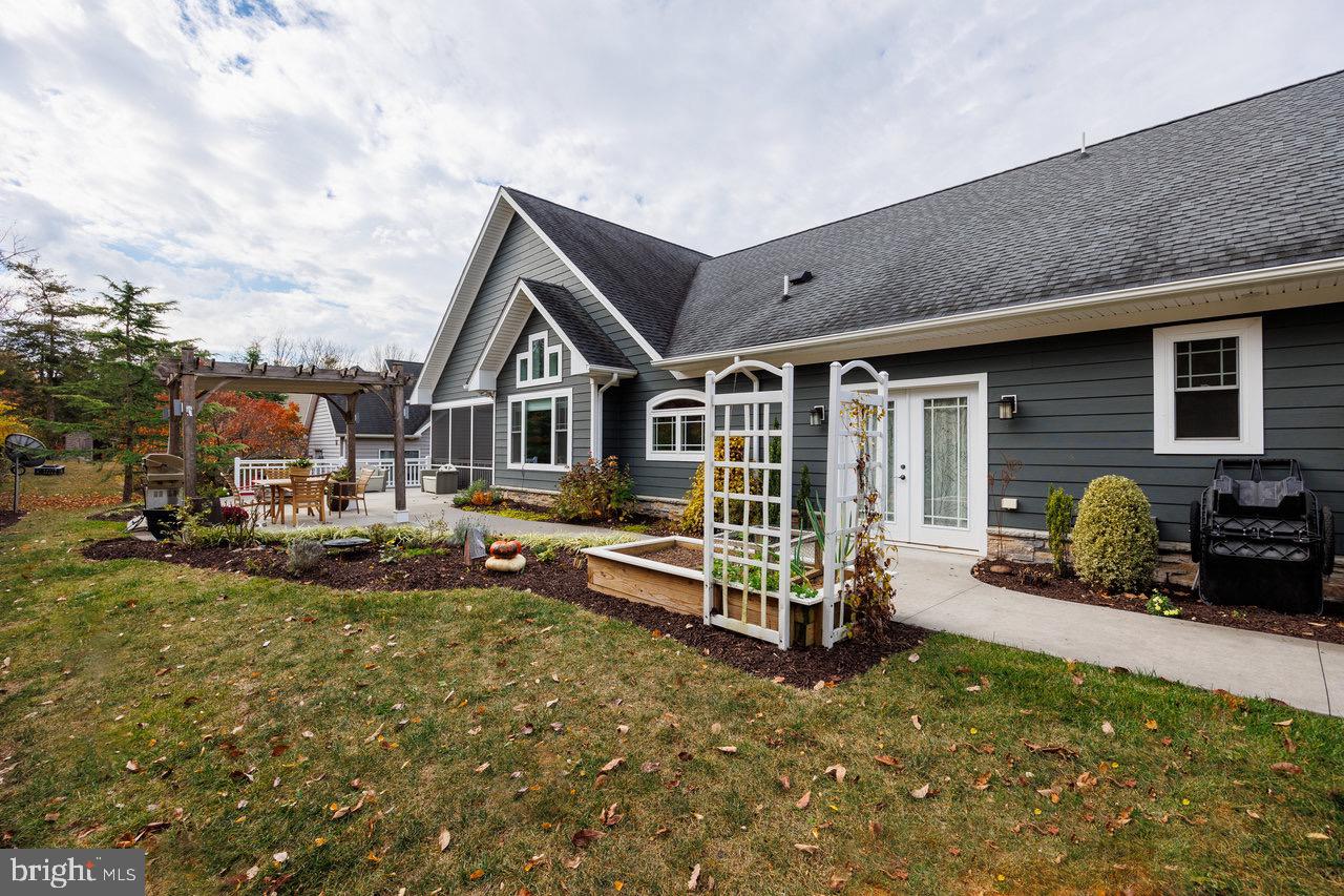 1031 James Place