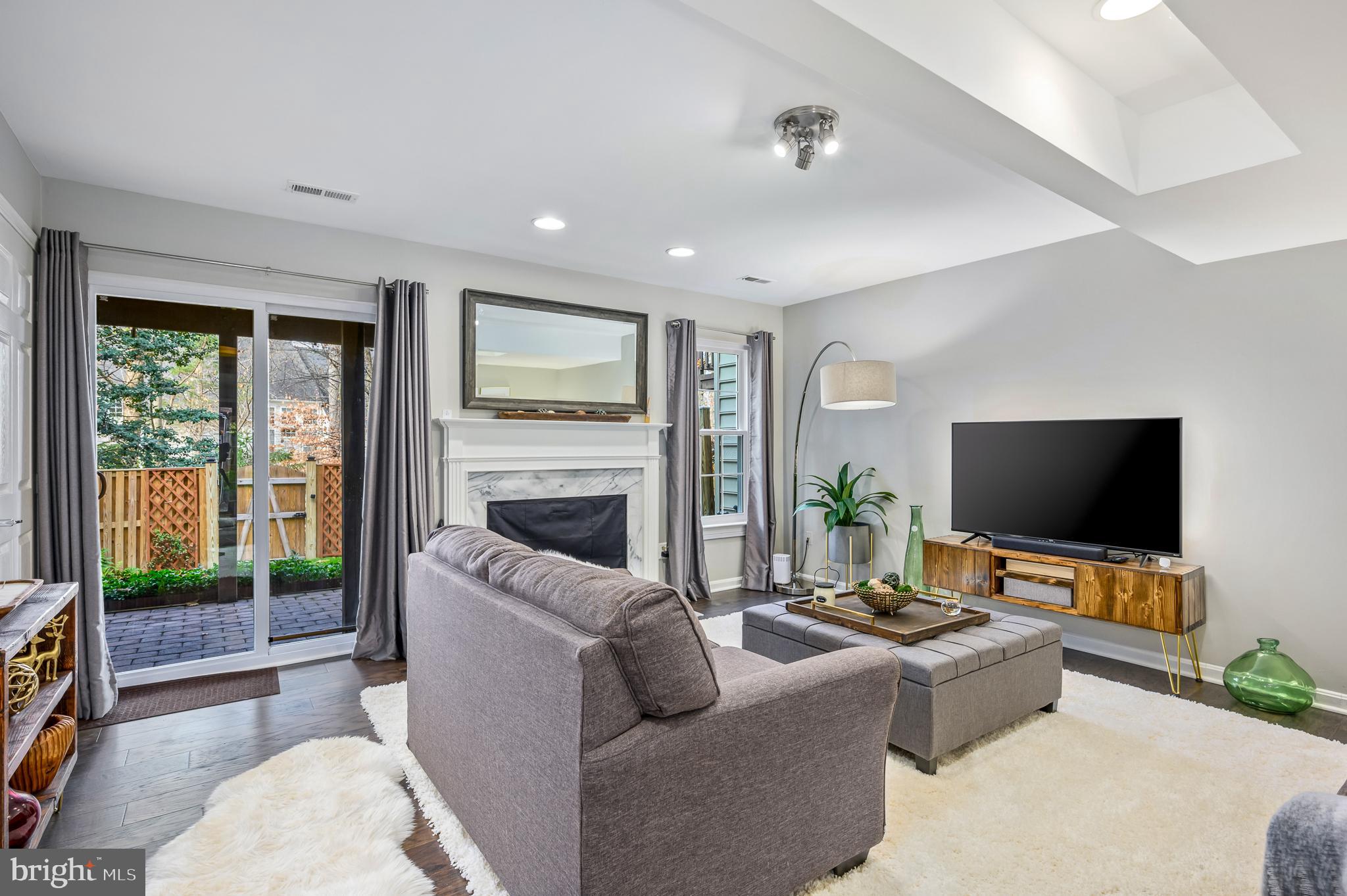 47527 Sharpskin Island Sq