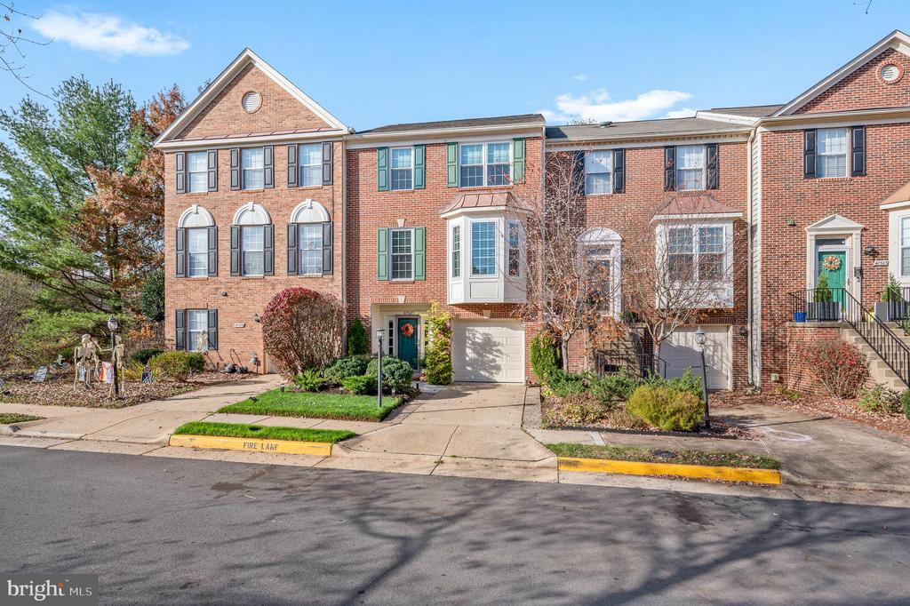 47527 Sharpskin Island Sq