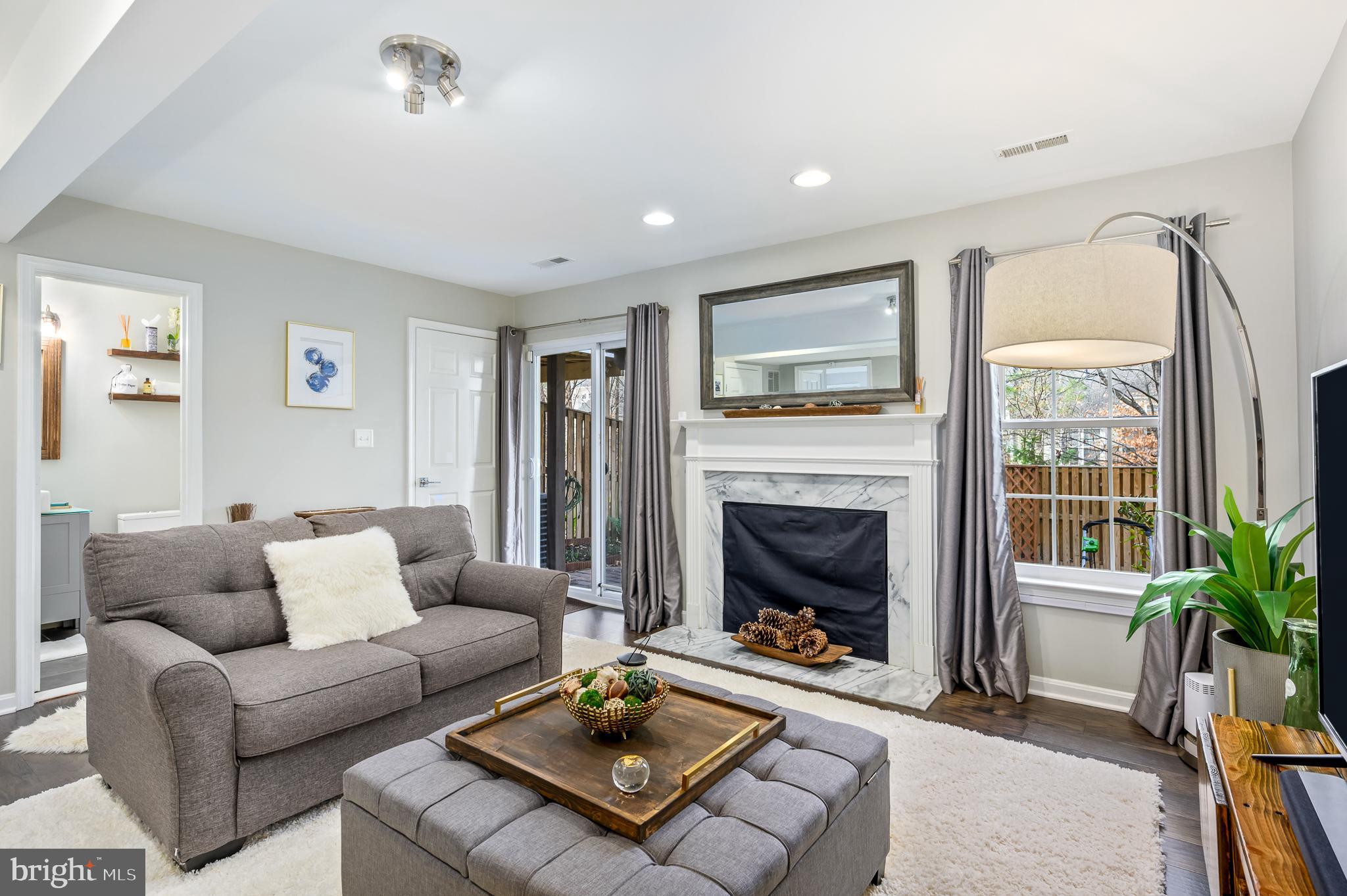 47527 Sharpskin Island Sq