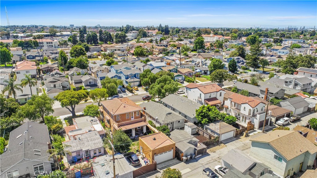 1912 Gramercy Avenue