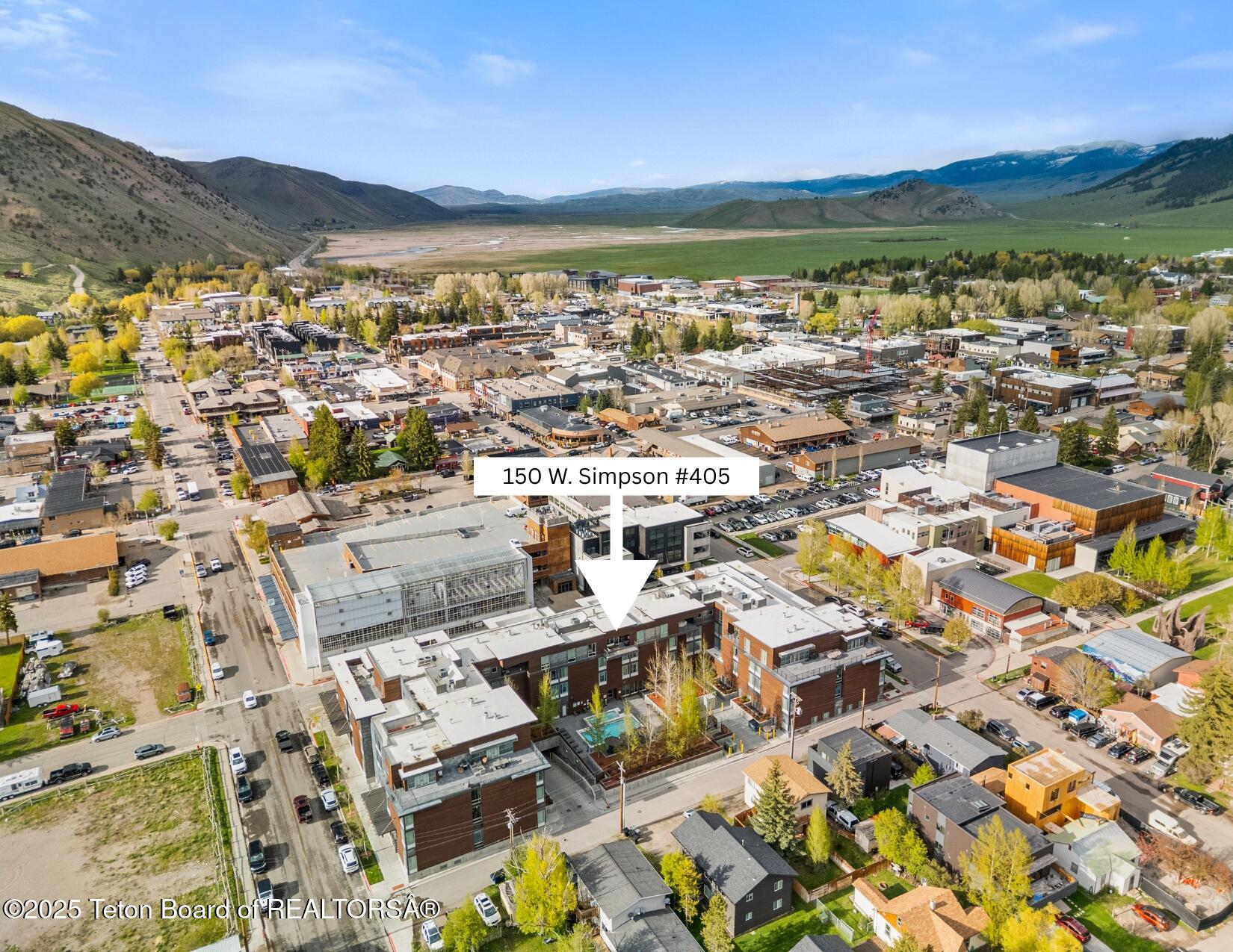 150 W SIMPSON Avenue 405
