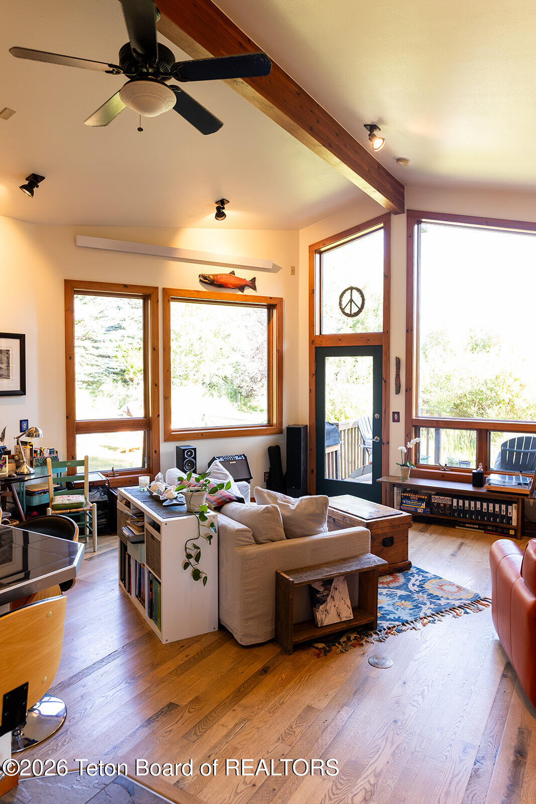 4293 W LEEPER Lane