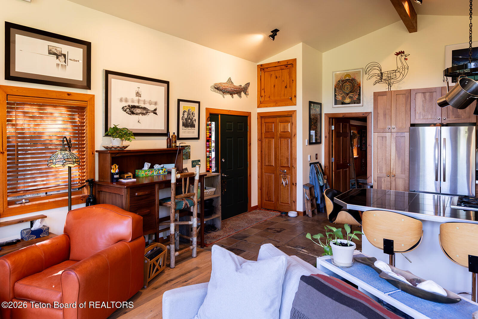 4293 W LEEPER Lane