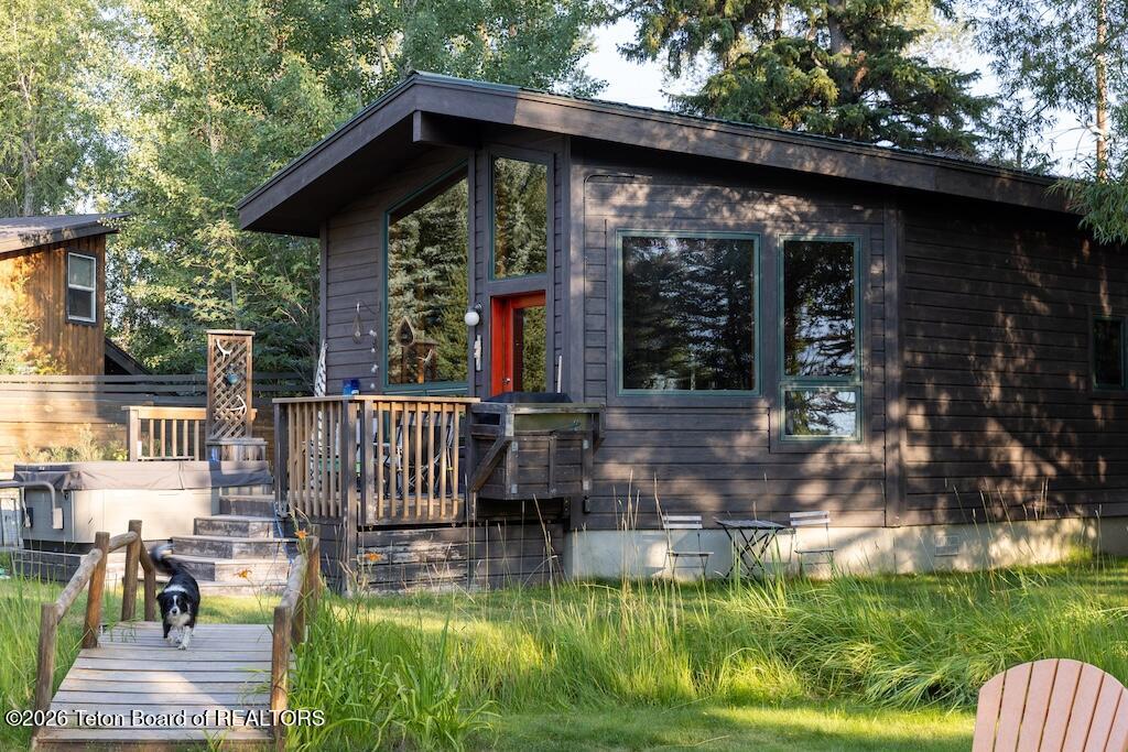 4293 W LEEPER Lane